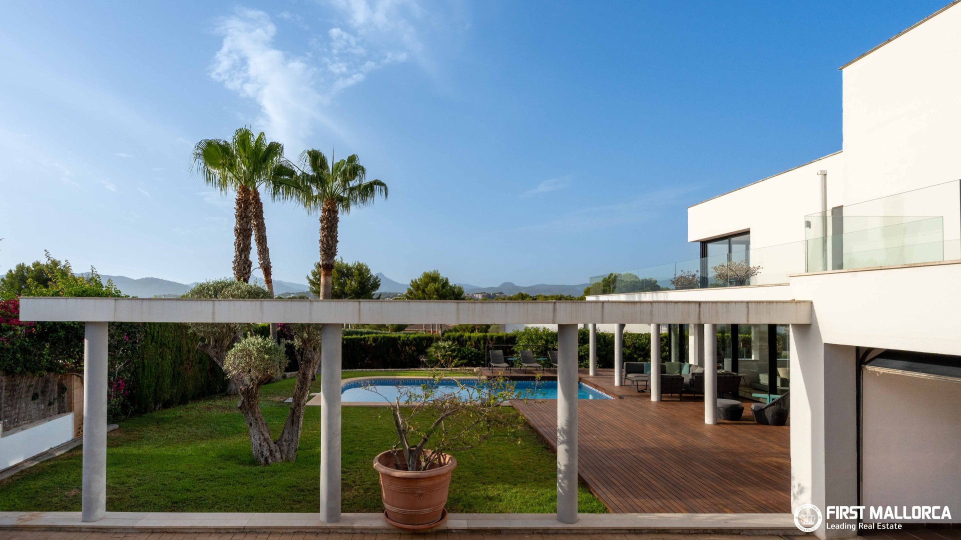 Villa en Santa Ponsa, Mallorca, España 3 dormitorios, 466 m2 No. 190528