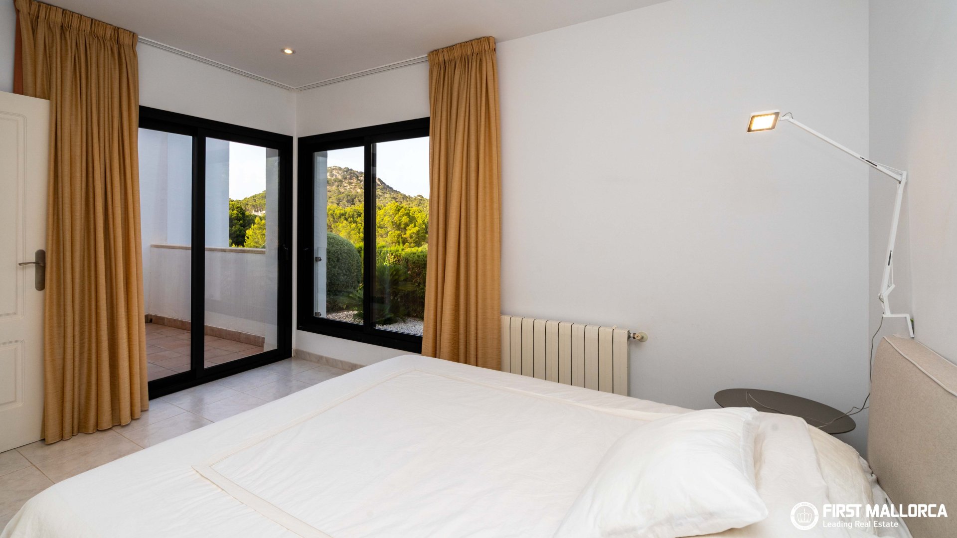 Villa en Santa Ponsa, Mallorca, España 3 dormitorios, 466 m2 No. 190528