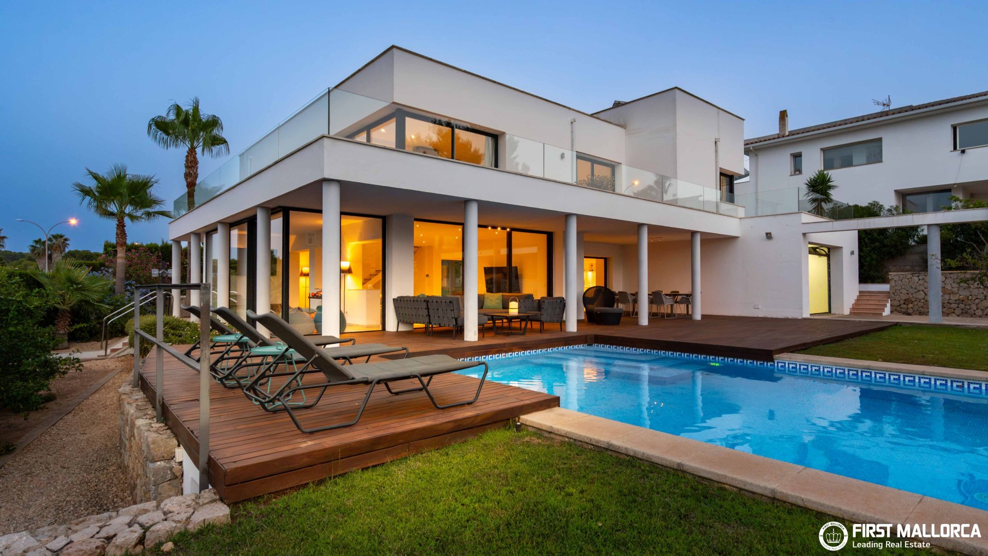 Villa en Santa Ponsa, Mallorca, España 3 dormitorios, 466 m2 No. 190528