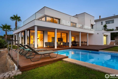 Villa in Santa Ponsa, Mallorca, Spain 3 bedrooms, 466 sq.m. No. 190528