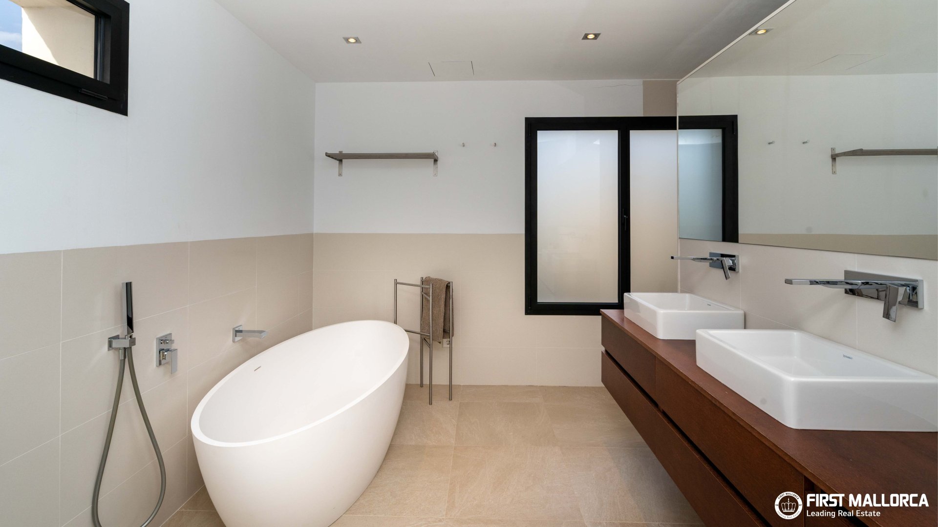 Villa en Santa Ponsa, Mallorca, España 3 dormitorios, 466 m2 No. 190528