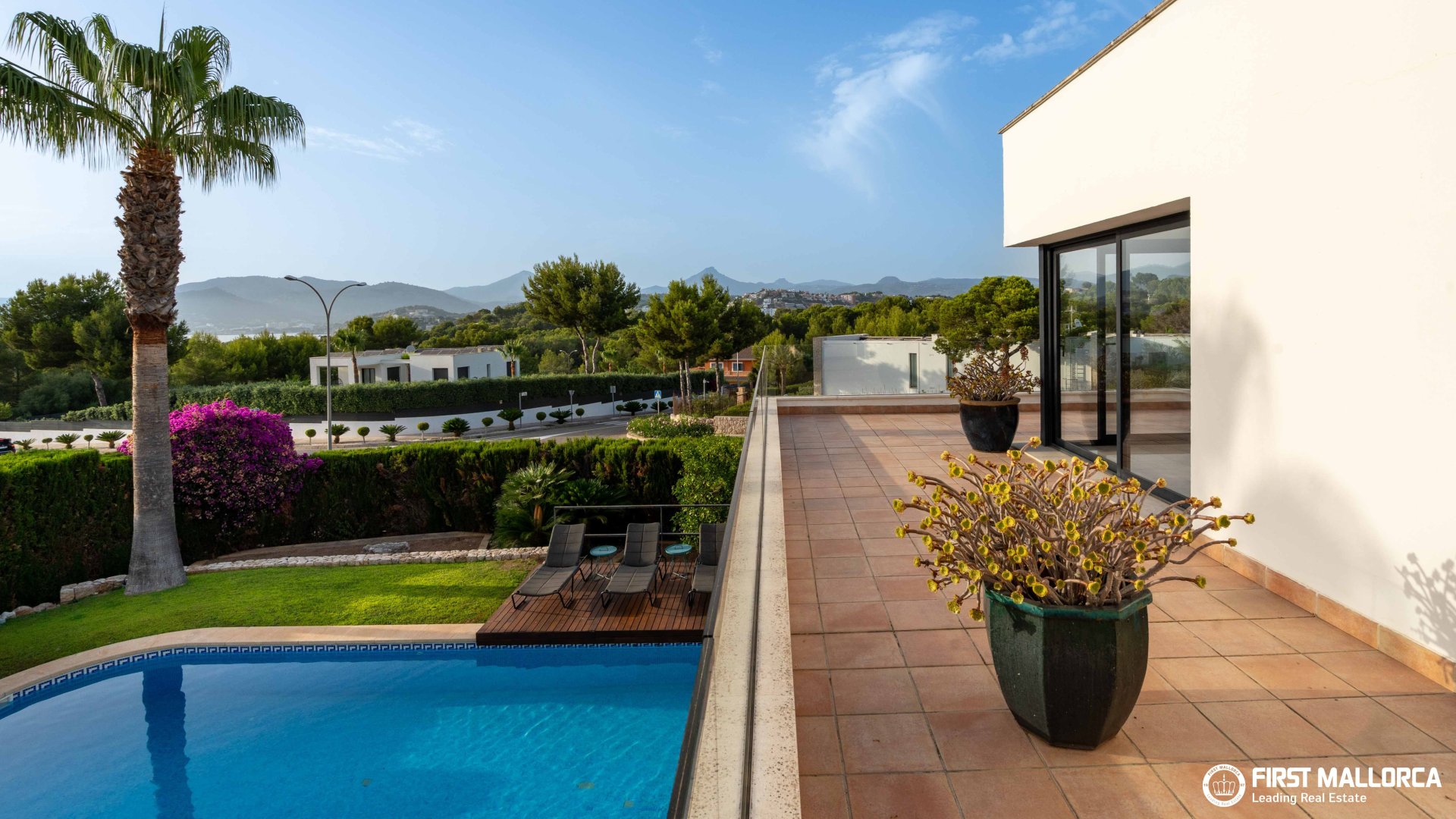 Villa en Santa Ponsa, Mallorca, España 3 dormitorios, 466 m2 No. 190528