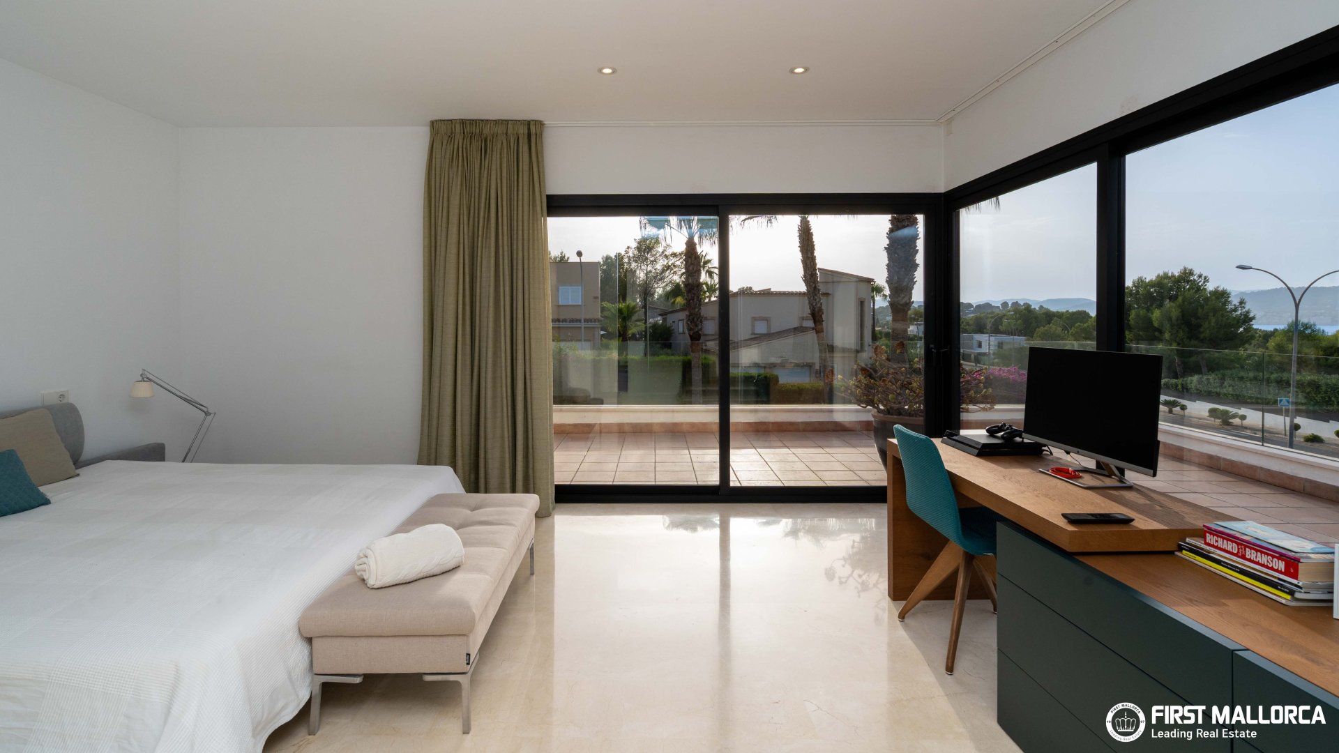 Villa en Santa Ponsa, Mallorca, España 3 dormitorios, 466 m2 No. 190528