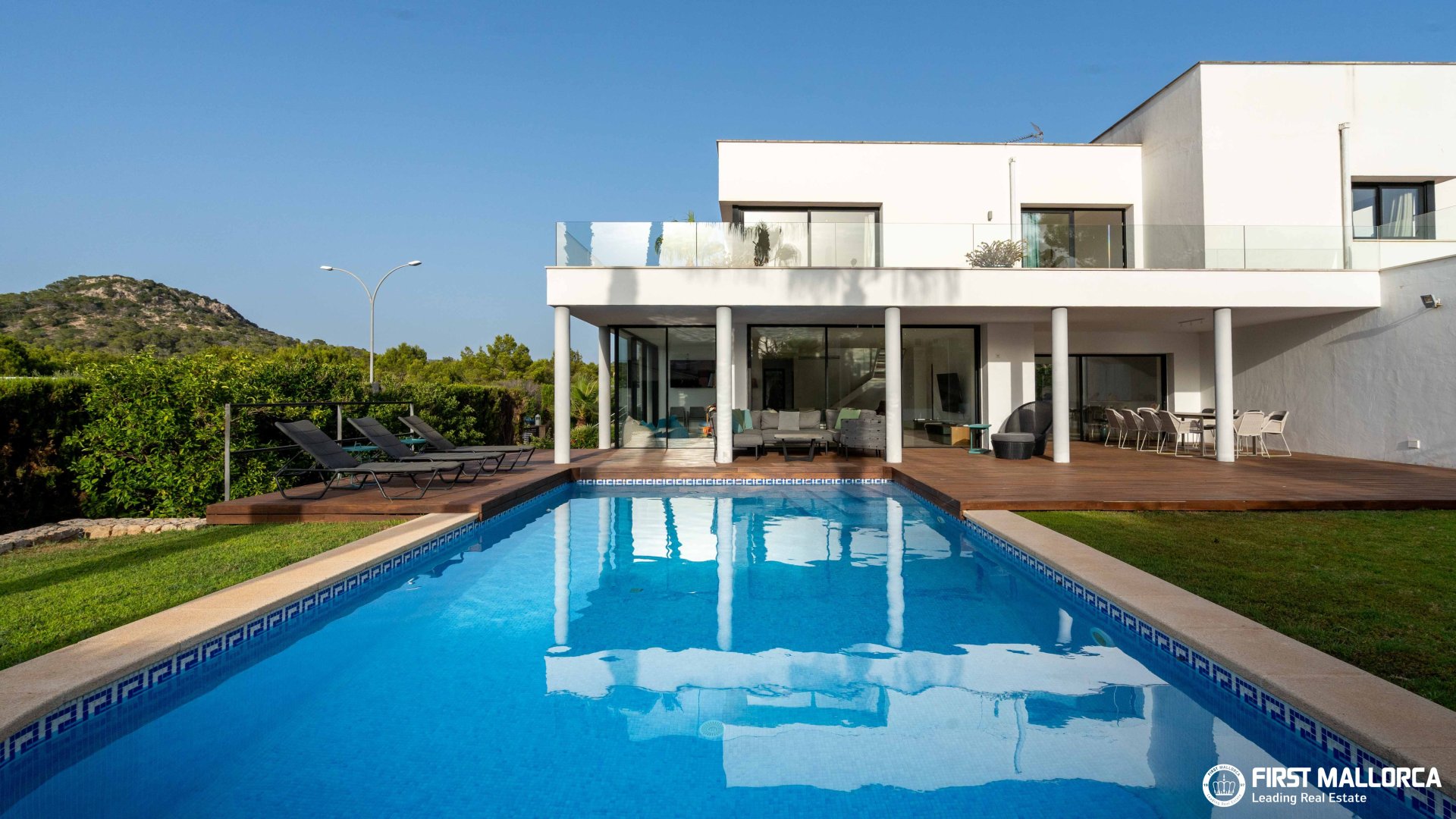 Villa en Santa Ponsa, Mallorca, España 3 dormitorios, 466 m2 No. 190528