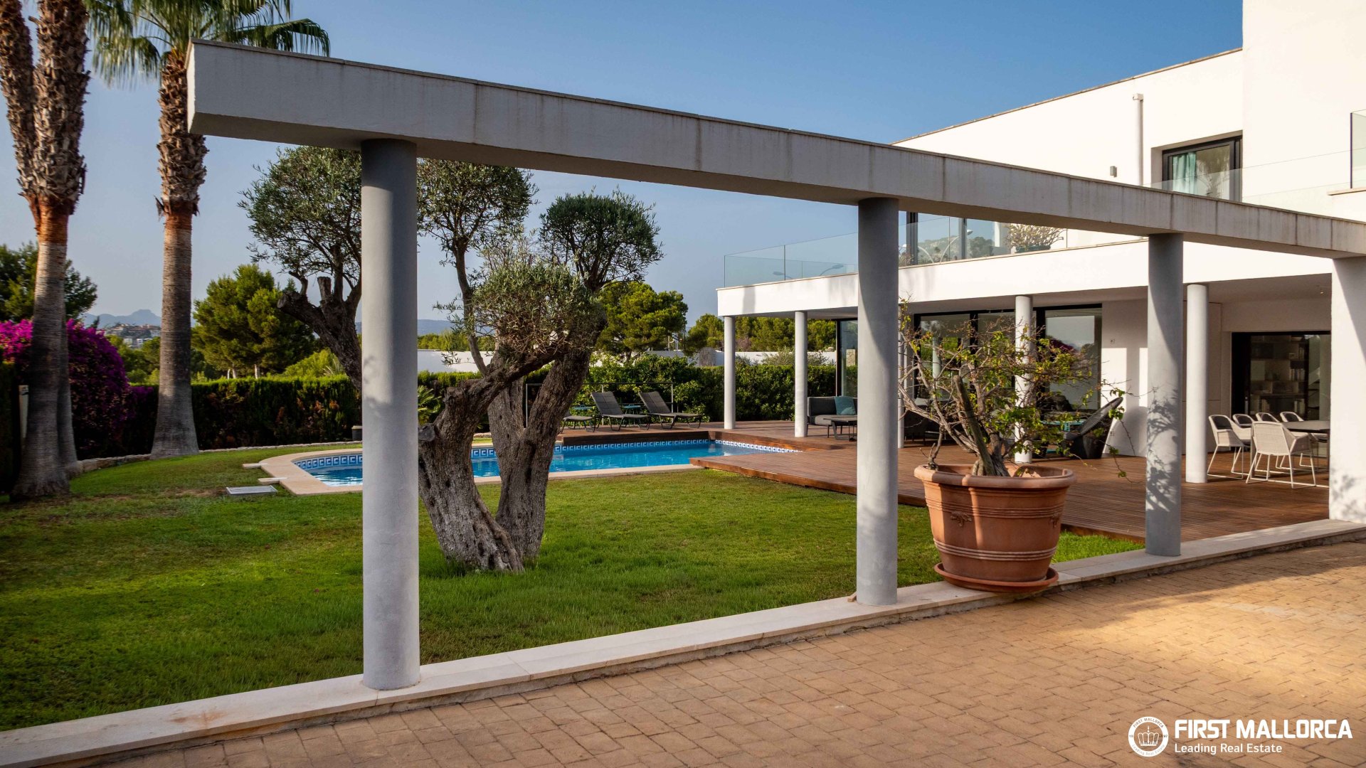 Villa en Santa Ponsa, Mallorca, España 3 dormitorios, 466 m2 No. 190528