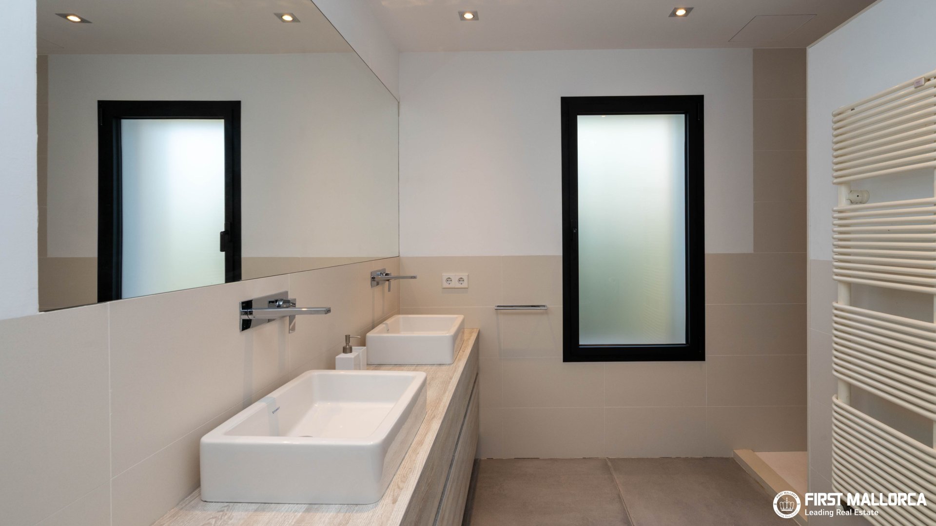 Villa en Santa Ponsa, Mallorca, España 3 dormitorios, 466 m2 No. 190528