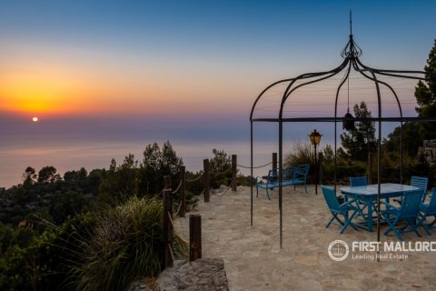Villa in Estellencs, Mallorca, Spanien 3 Schlafzimmer, 159 m2 Nr. 190530