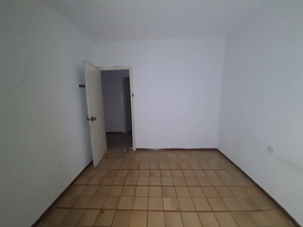 Dzīvoklis Manlleu, Barcelona, Spānijā 3 istabas, 65 m2 Nr. 191432