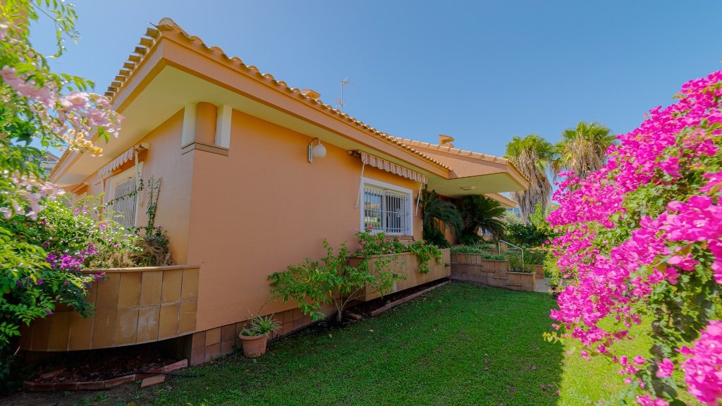 Willa w Campoamor, Alicante, Hiszpania 7 sypialni, 240 mkw. nr 138216