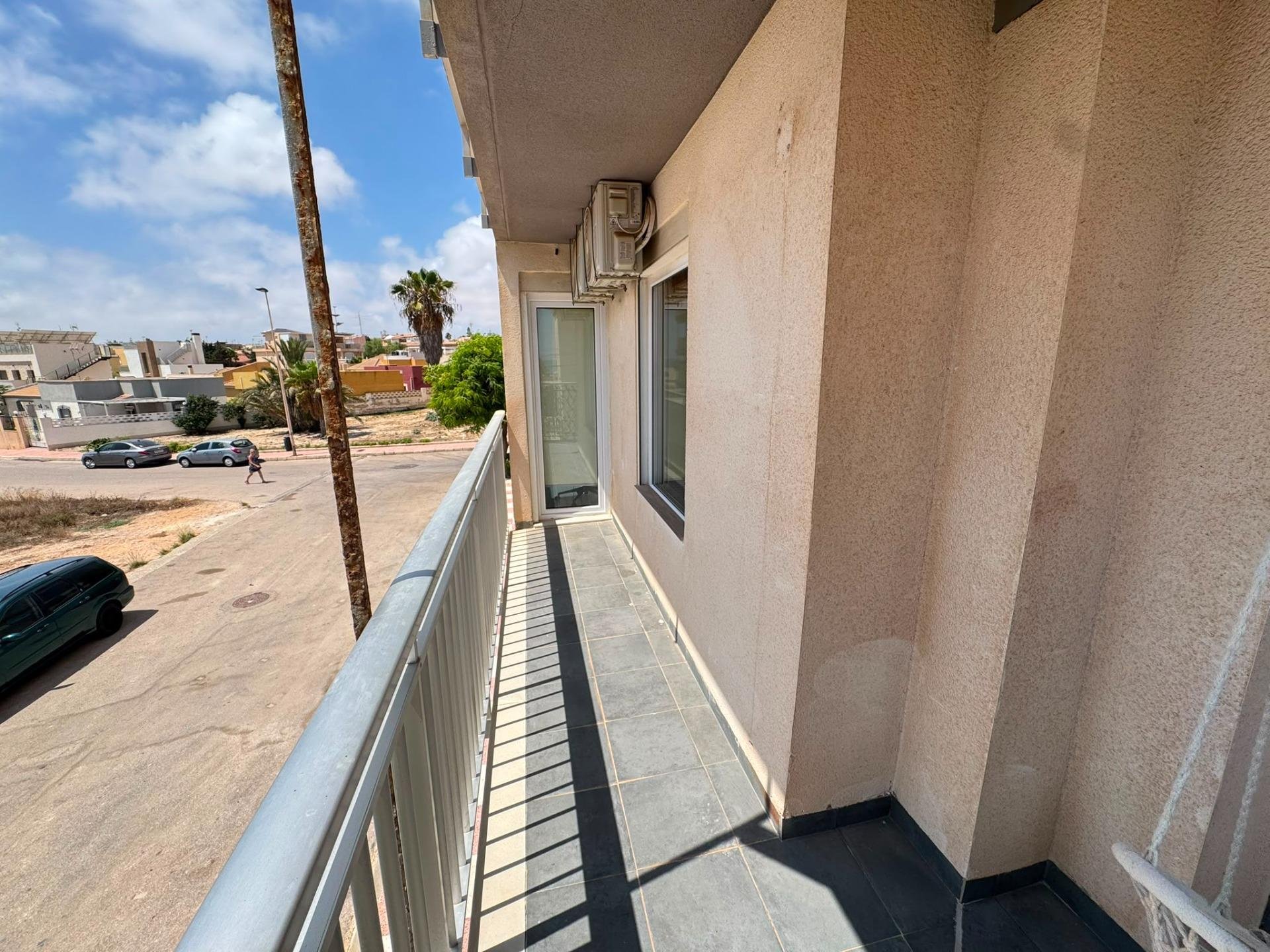 Appartamento a Torrevieja, Alicante, Spagna 2 camere da letto, 81 mq. N° 192274