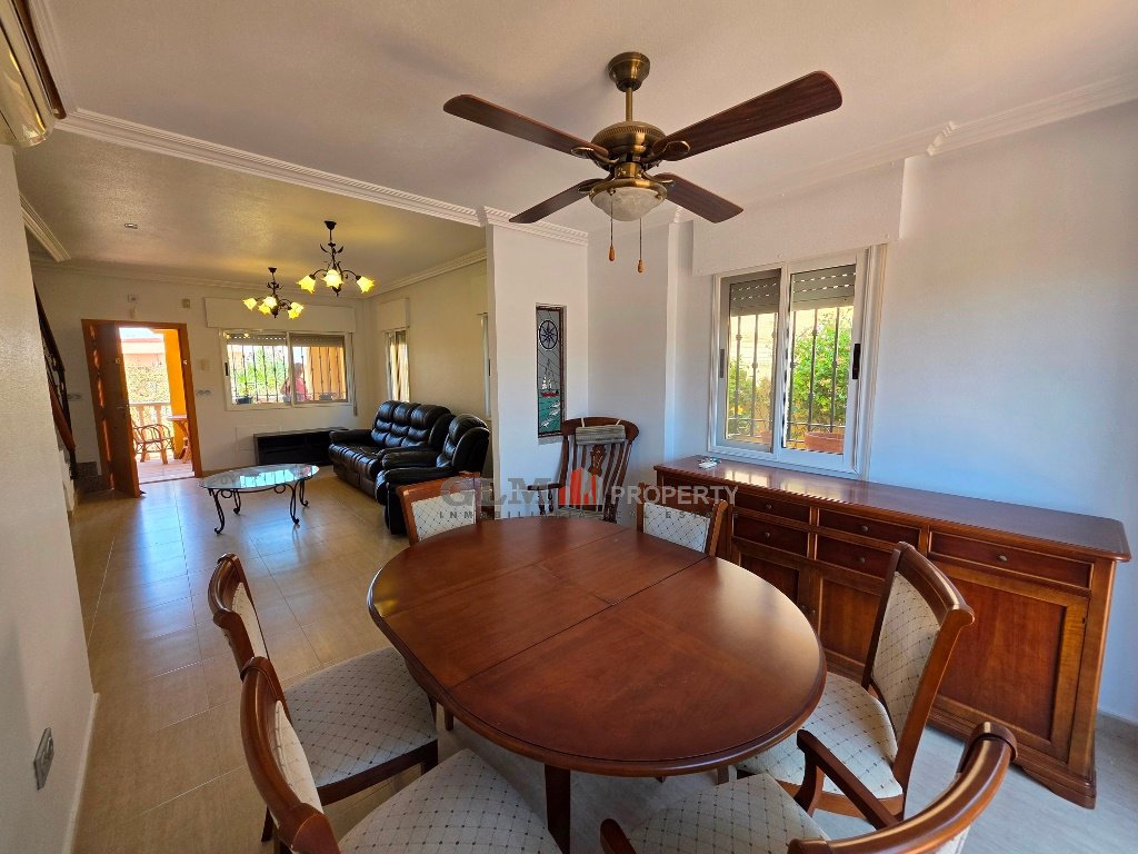 Dzīvoklis Los Alcazares, Murcia, Spānijā 4 istabas, 146 m2 Nr. 193448