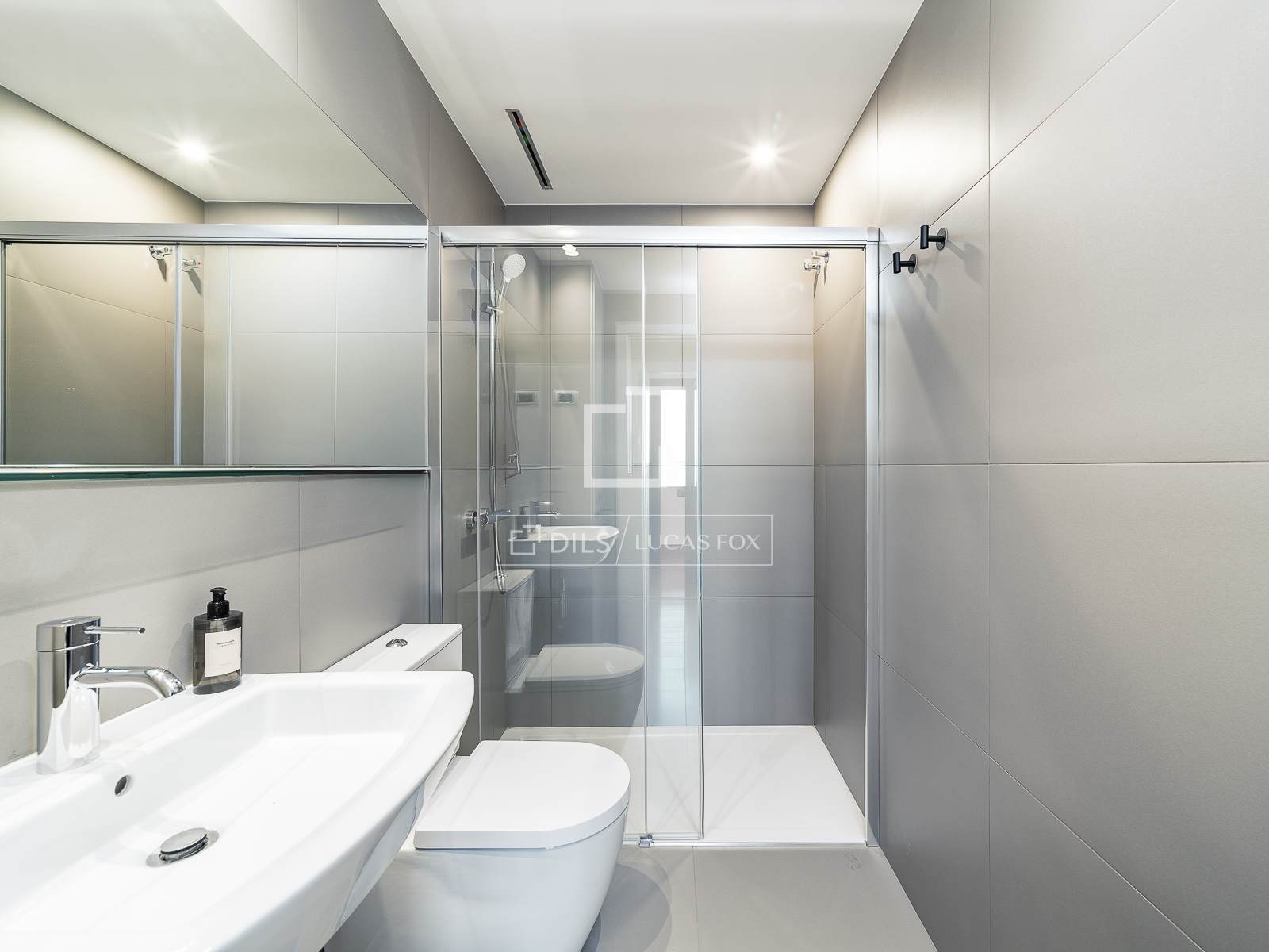 Wohnung in Barcelona, Spanien 2 Schlafzimmer, 93 m2 Nr. 167585