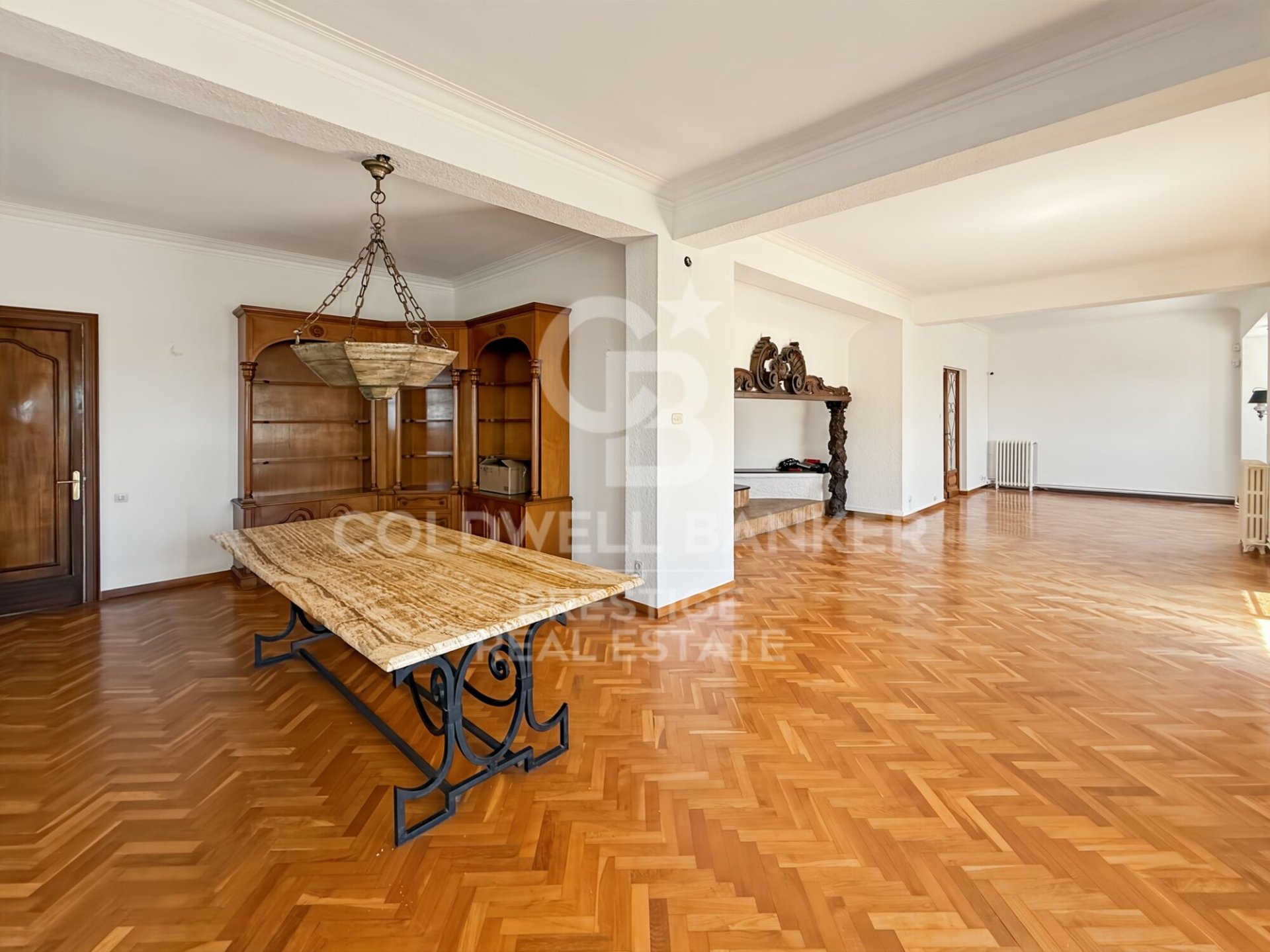 Villa i Sant Just Desvern, Barcelona, Spanien 12 sovrum, 855 kvm. Nr. 178462