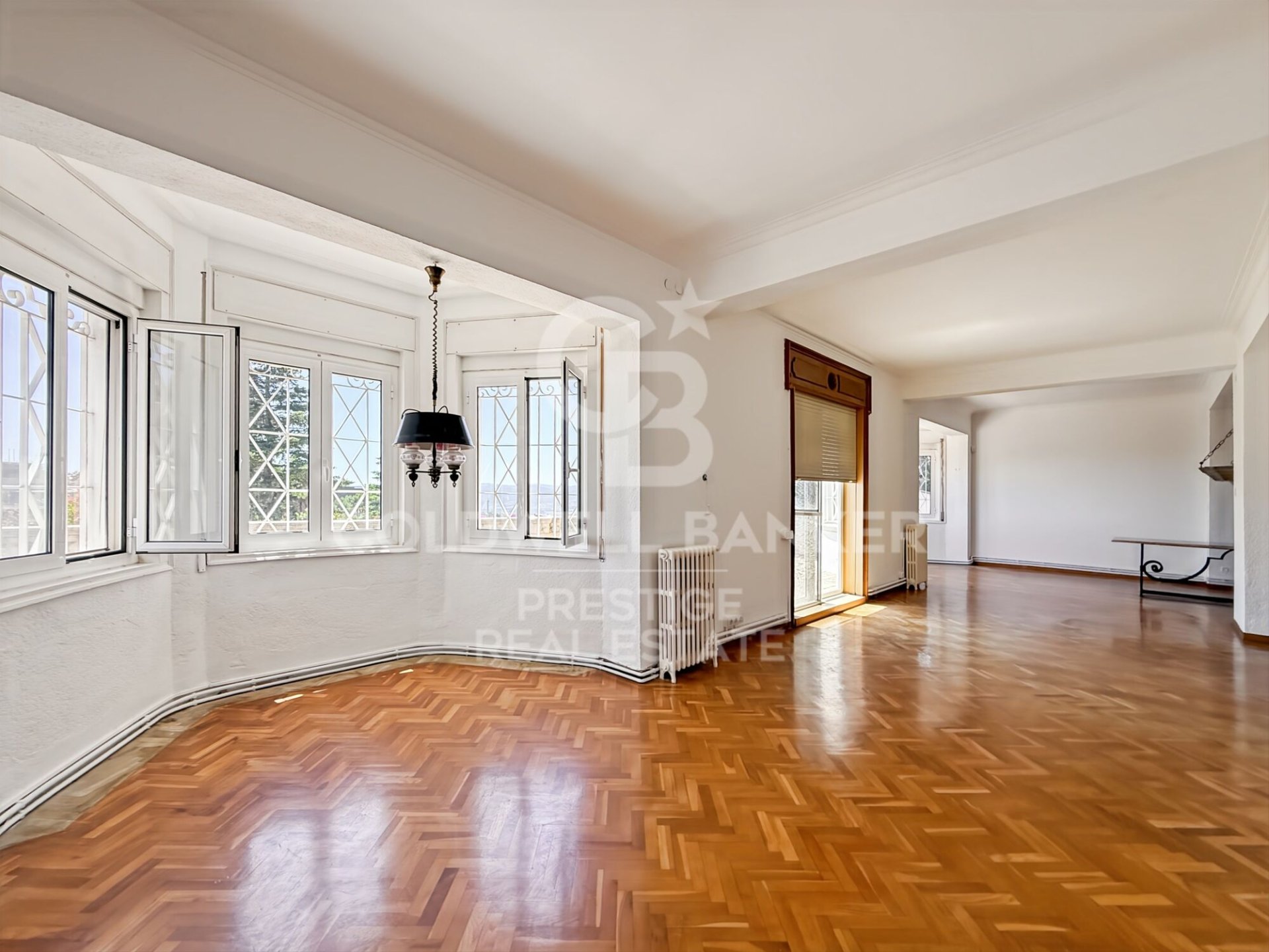 Villa i Sant Just Desvern, Barcelona, Spanien 12 sovrum, 855 kvm. Nr. 178462