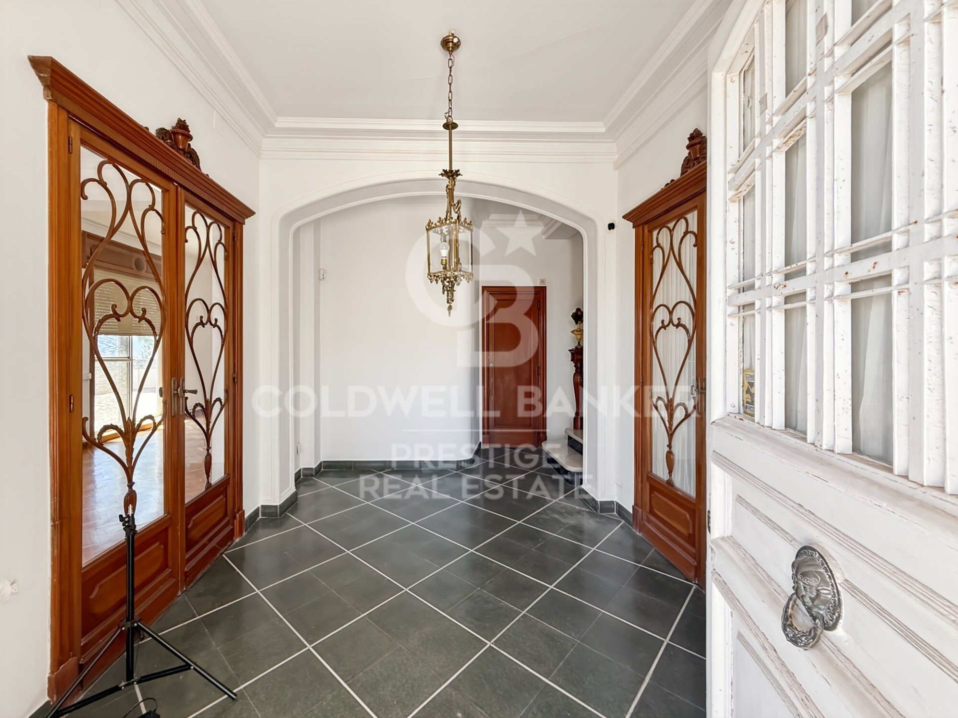 Villa i Sant Just Desvern, Barcelona, Spanien 12 sovrum, 855 kvm. Nr. 178462