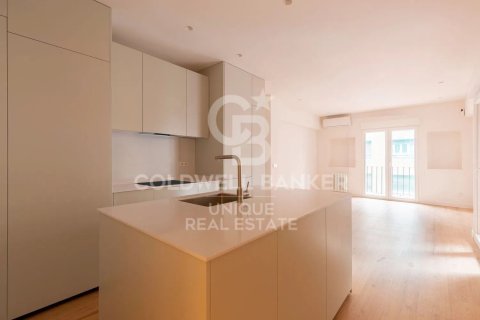 Apartament w Madrid, Hiszpania 3 sypialnie, 112 mkw. nr 178466
