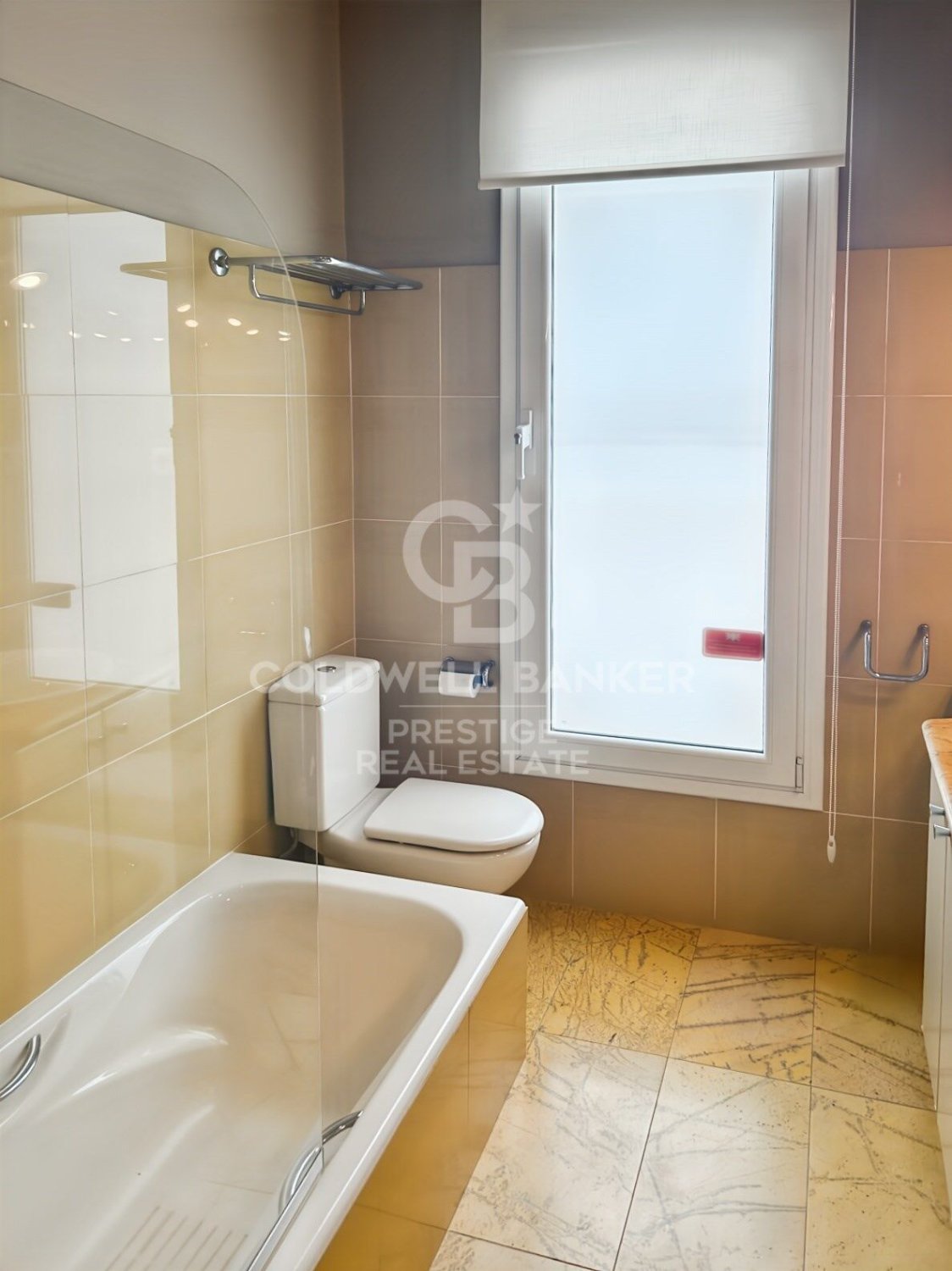 Villa i El Masnou, Barcelona, Spanien 7 sovrum, 481 kvm. Nr. 178461