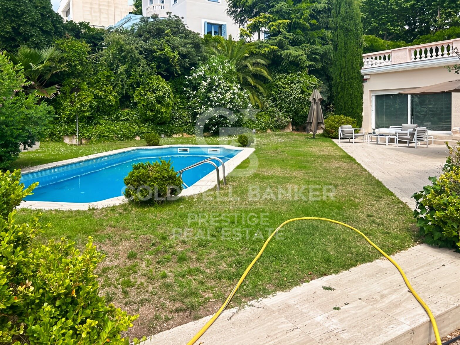 Villa i El Masnou, Barcelona, Spanien 7 sovrum, 481 kvm. Nr. 178461