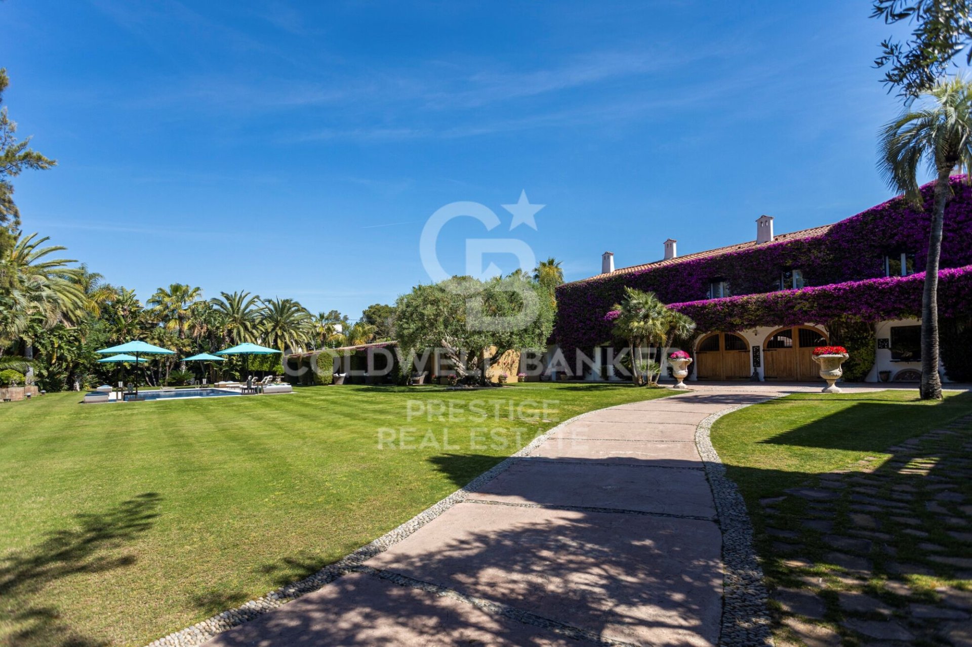 Hus i Sitges, Barcelona, Spanien 8 sovrum, 1200 kvm. Nr. 178463