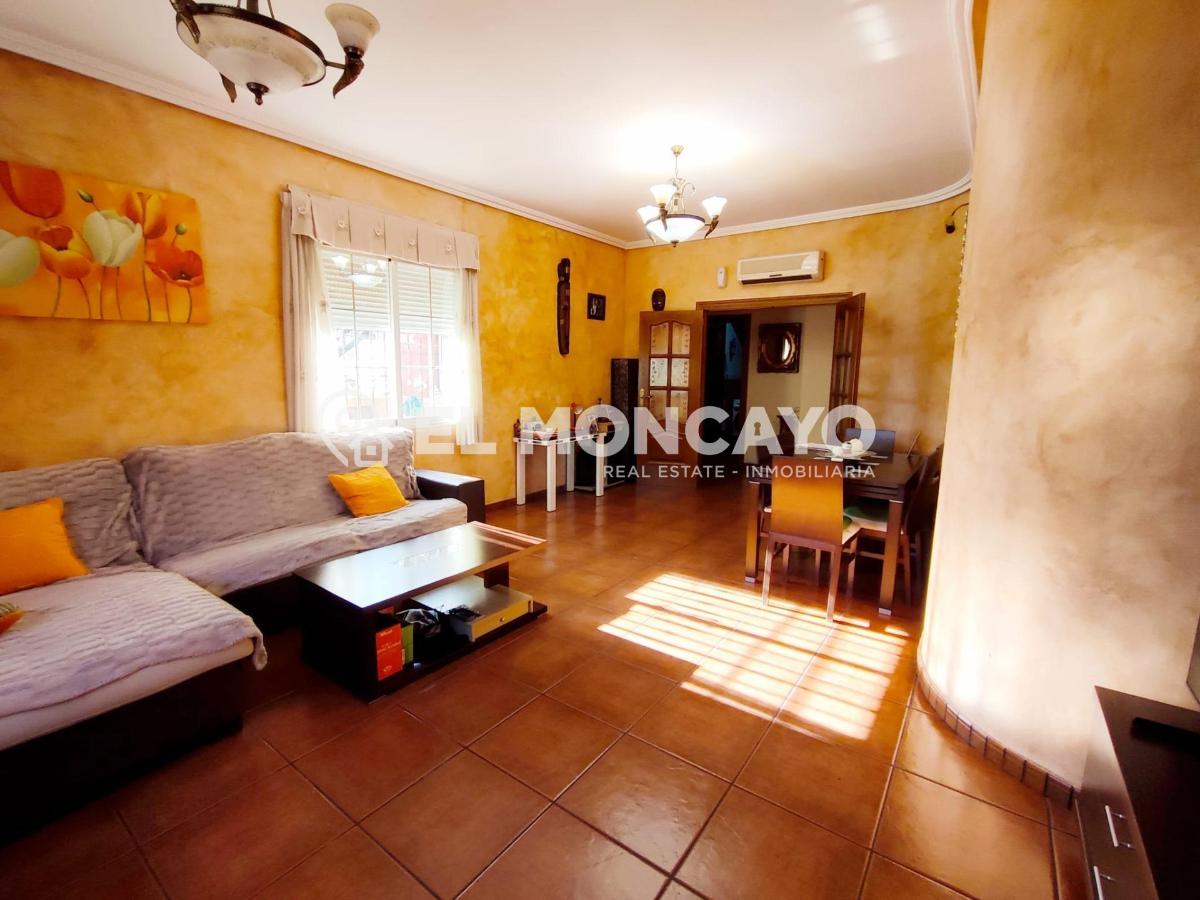 Villa à Orihuela, Alicante, Espagne 3 chambres, 78 m2 No. 183828