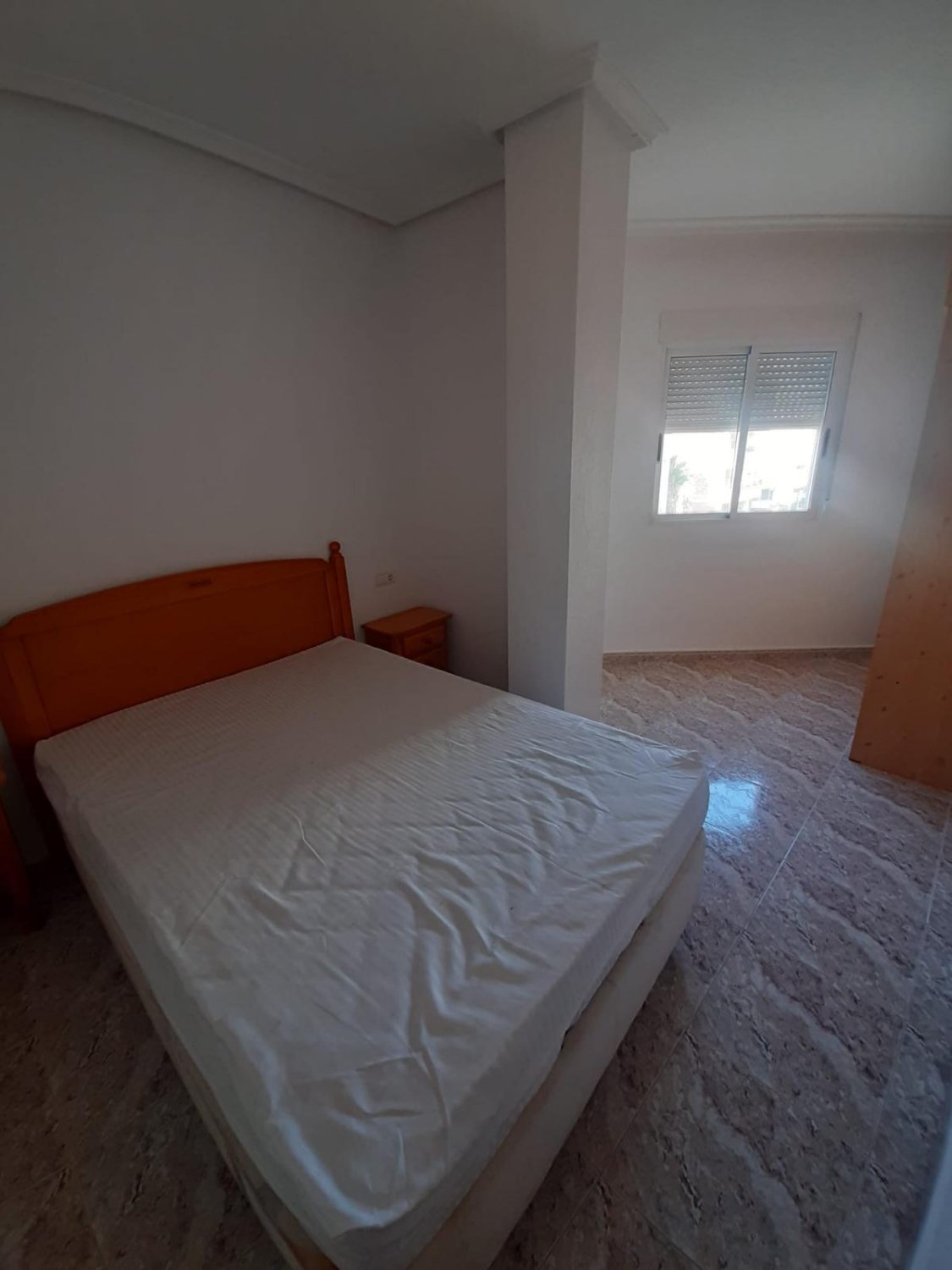 Apartment in Torrevieja, Alicante, Spain 2 bedrooms, 1 sq.m. No. 183830