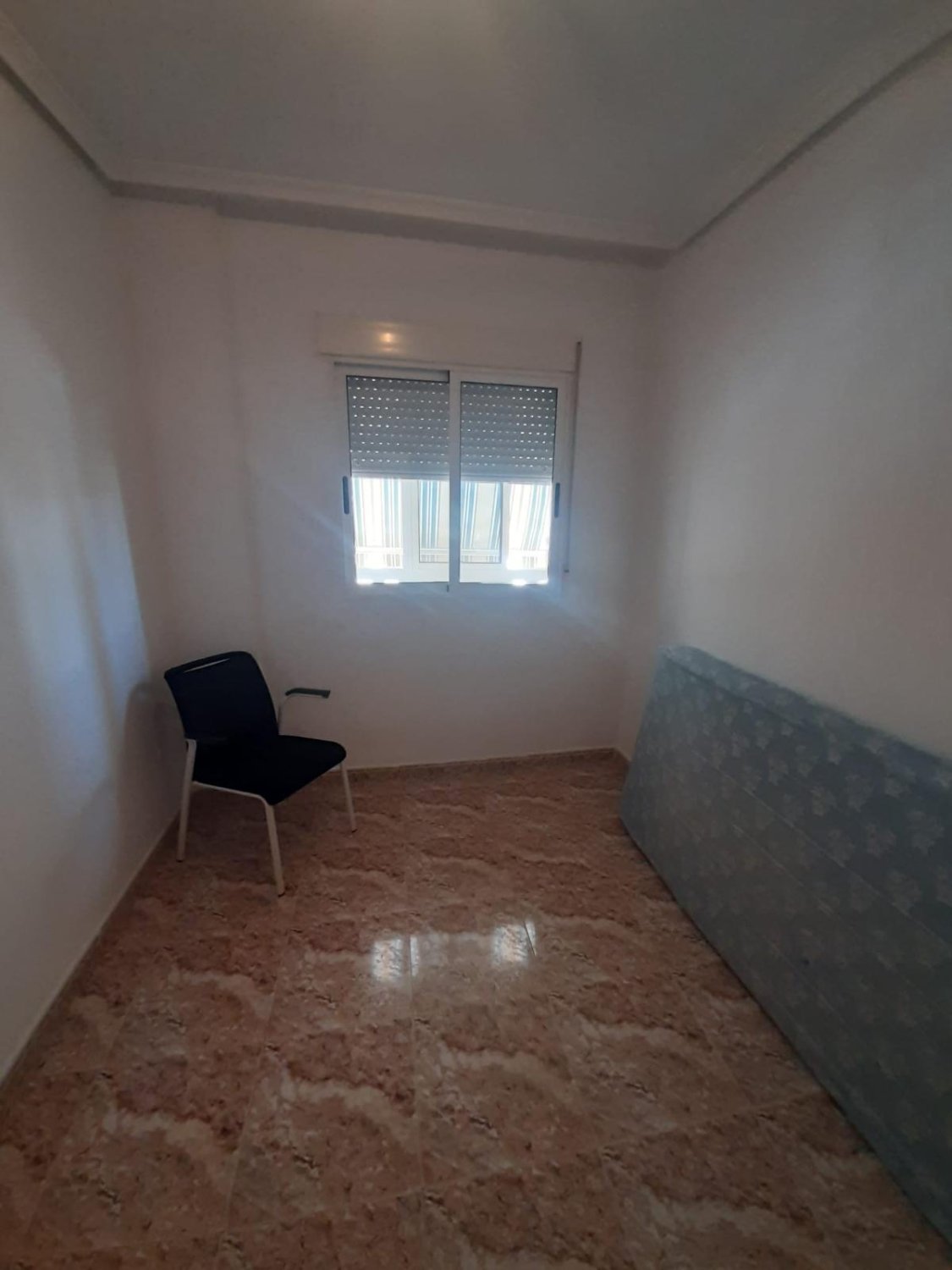 Apartment in Torrevieja, Alicante, Spain 2 bedrooms, 1 sq.m. No. 183830