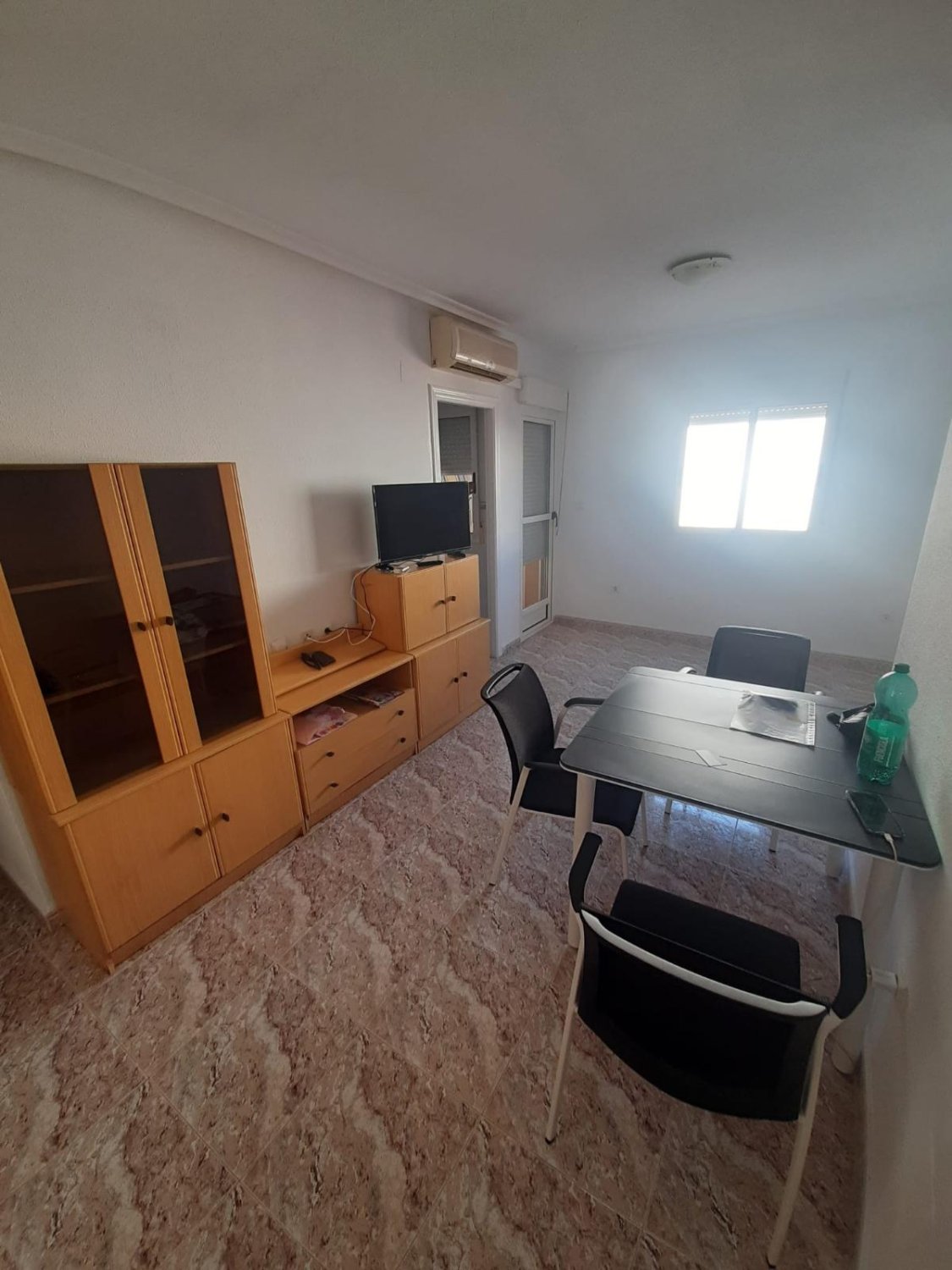 Apartment in Torrevieja, Alicante, Spain 2 bedrooms, 1 sq.m. No. 183830