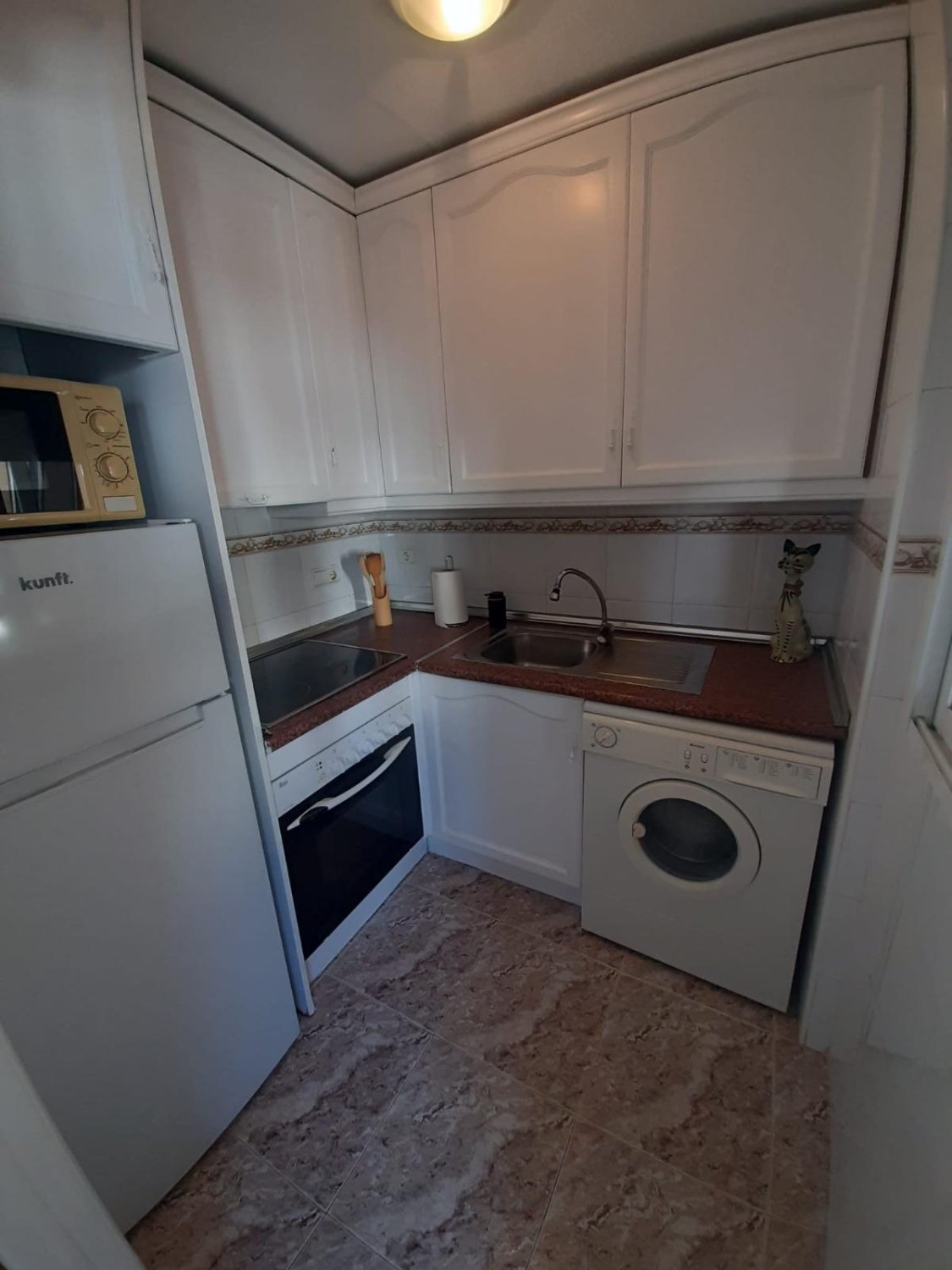 Apartment in Torrevieja, Alicante, Spain 2 bedrooms, 1 sq.m. No. 183830