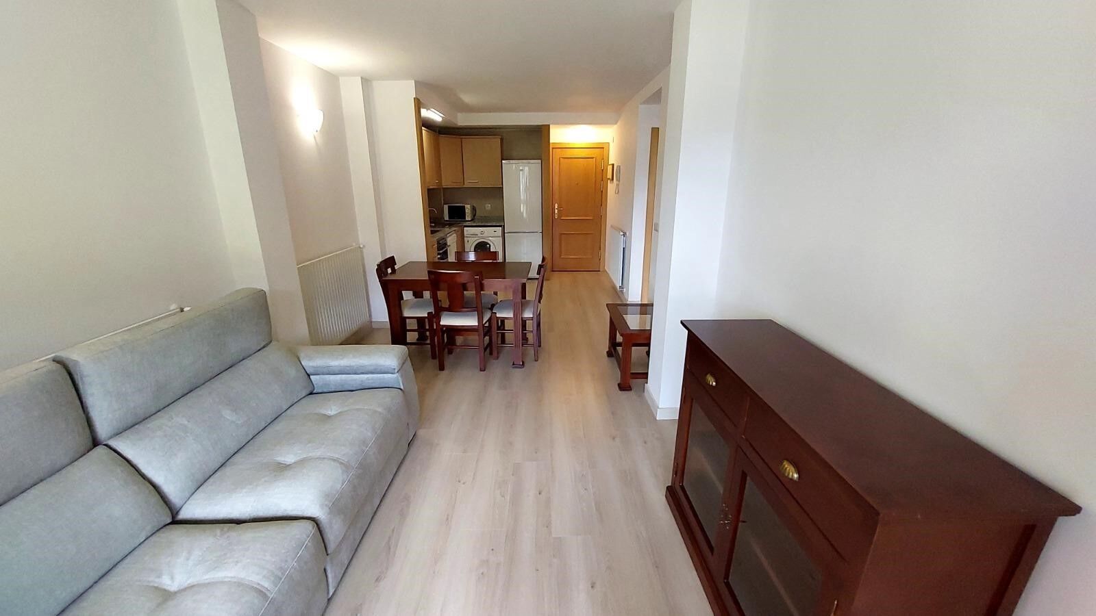 Apartment à Principado De Andorra (Ninguna Poblacion Tiene C.P.), Lleida, Espagne 3 chambres, 73 m2 No. 179201