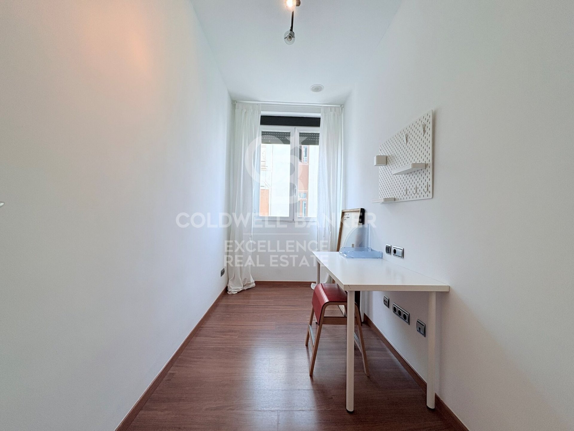 Apartment à Valencia, Espagne 3 chambres, 113 m2 No. 179200