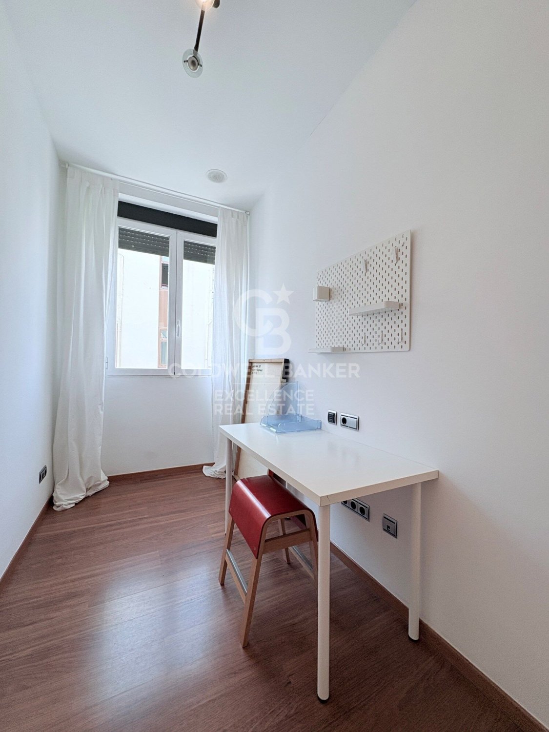 Apartment à Valencia, Espagne 3 chambres, 113 m2 No. 179200