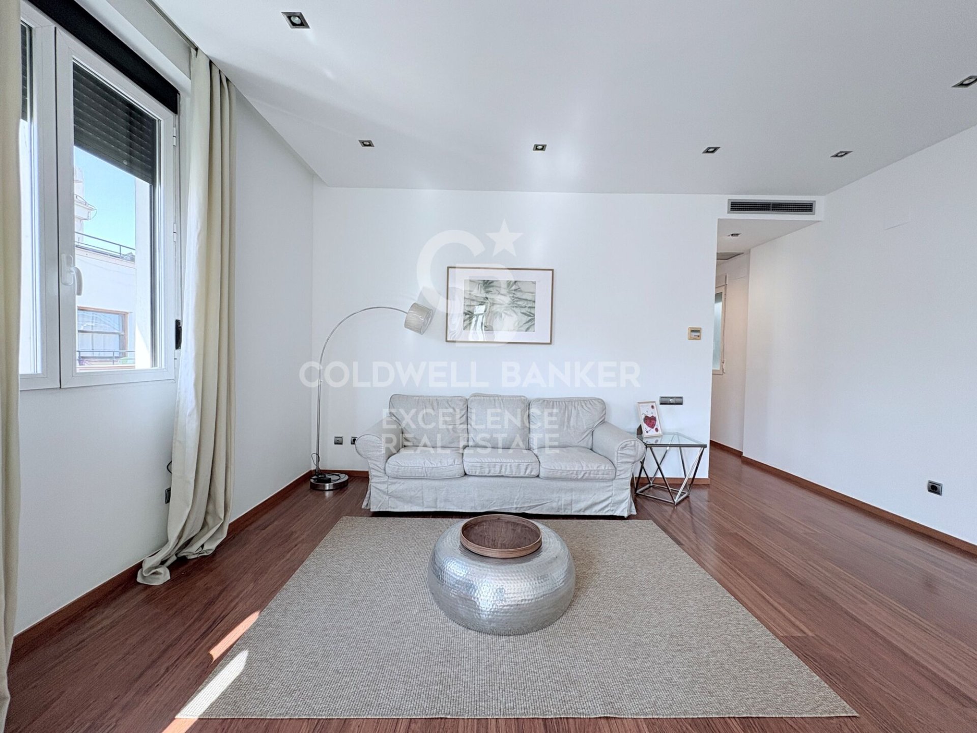 Apartment à Valencia, Espagne 3 chambres, 113 m2 No. 179200