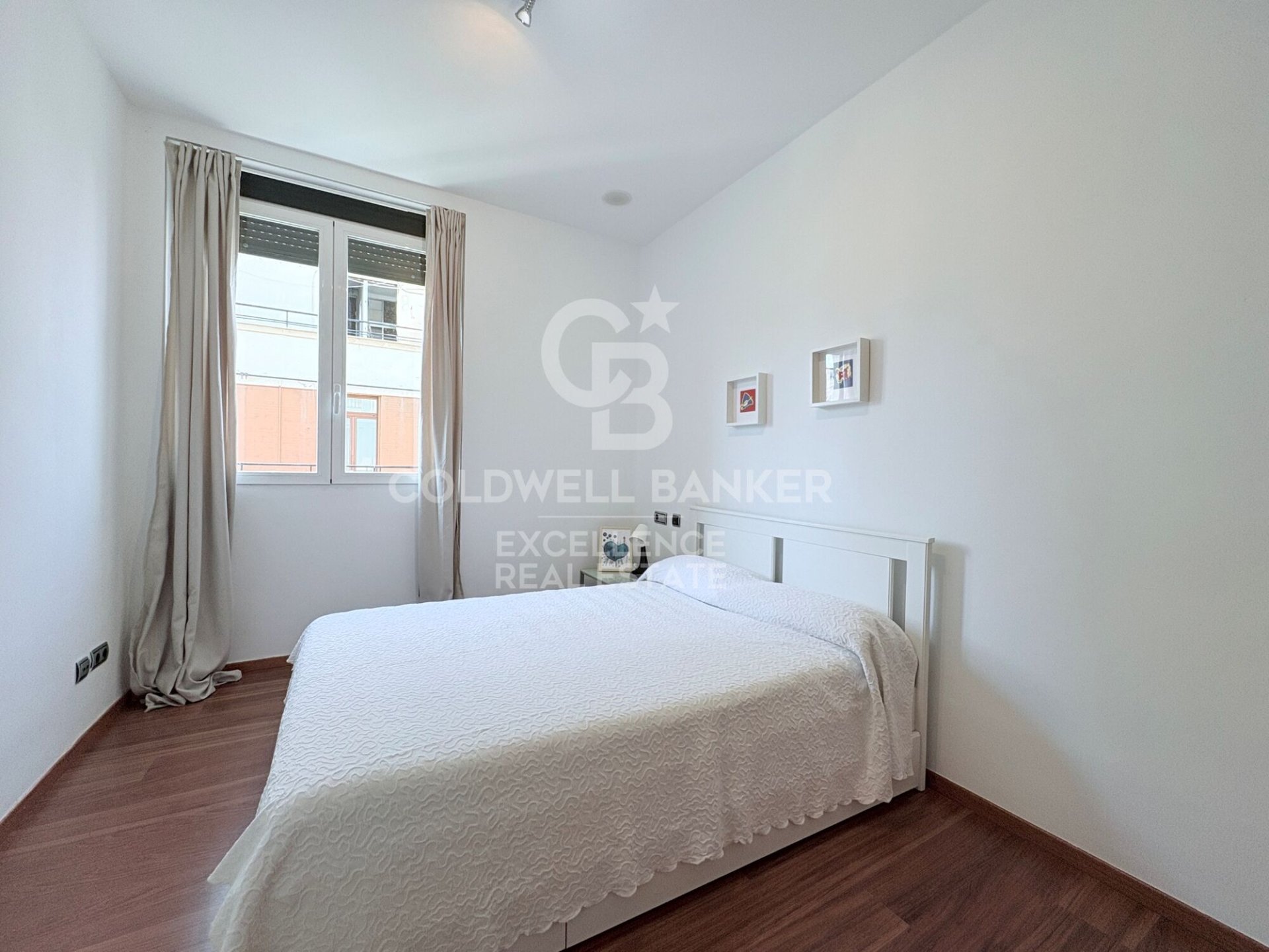 Apartment à Valencia, Espagne 3 chambres, 113 m2 No. 179200