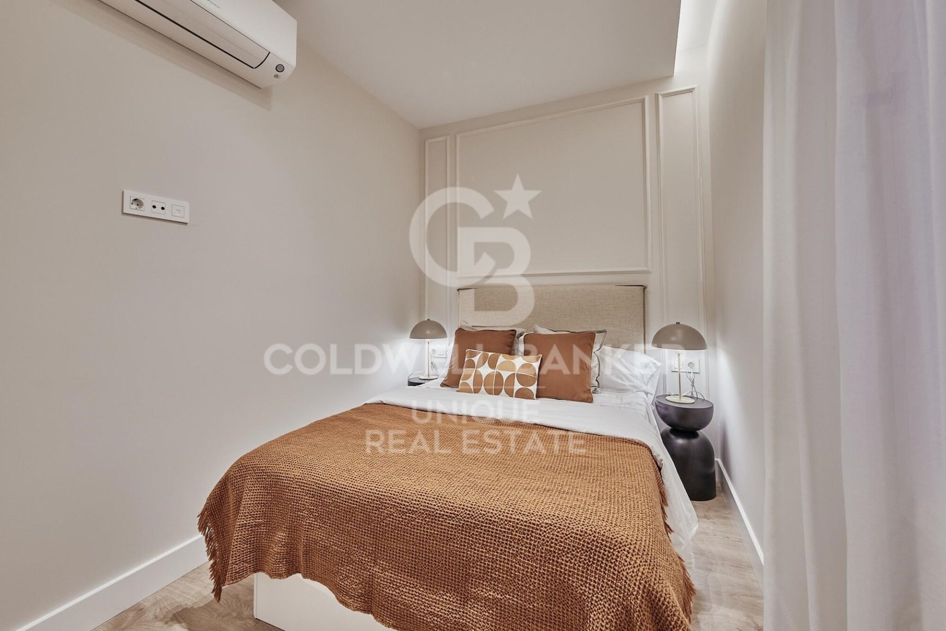 Apartment à Madrid, Espagne 2 chambres, 80 m2 No. 179146