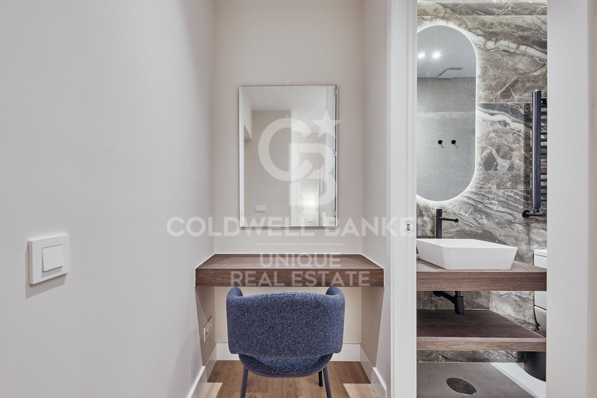 Apartment à Madrid, Espagne 2 chambres, 80 m2 No. 179146