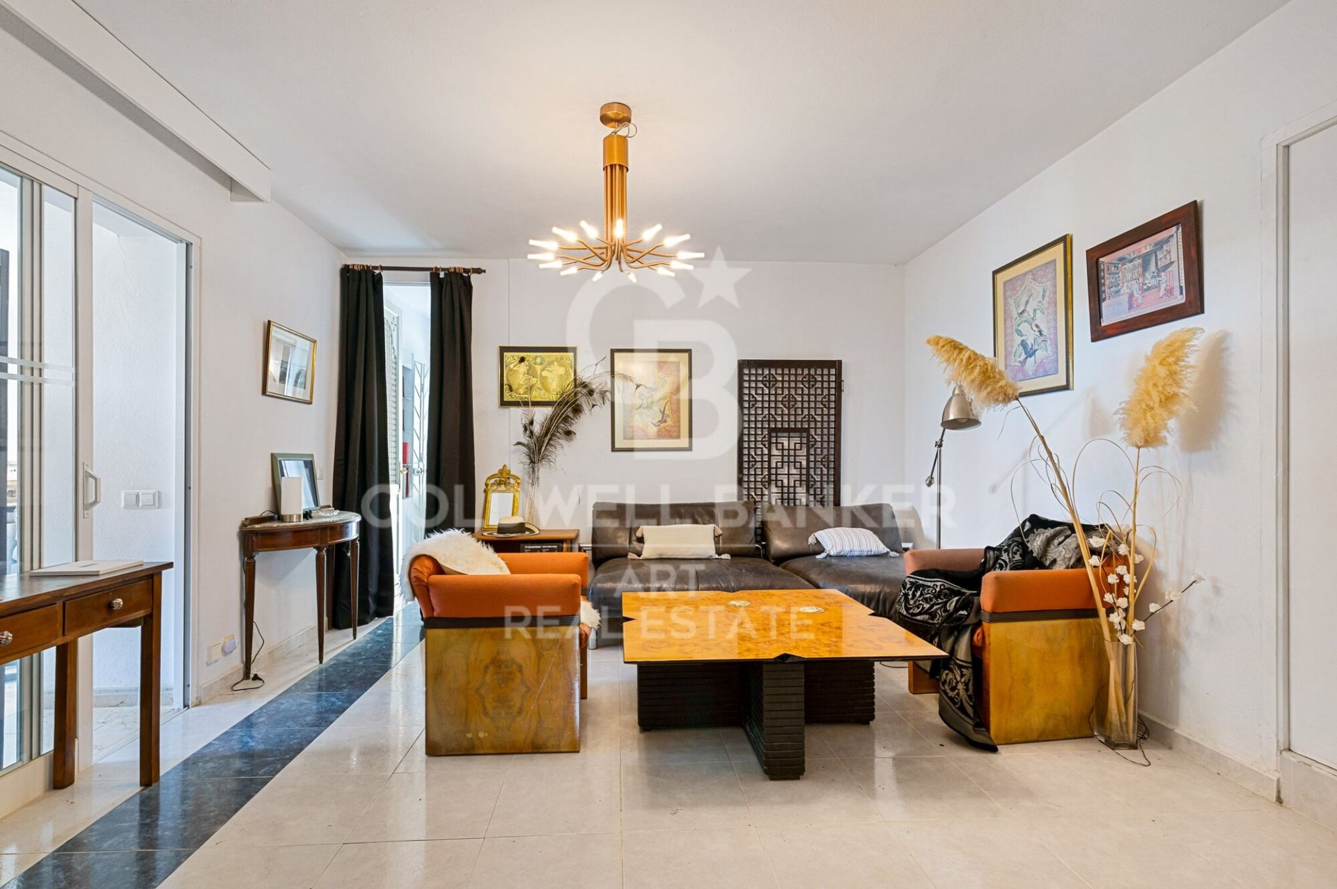 Villa i Estepona, Malaga, Spanien 8 sovrum, 708 kvm. Nr. 179140