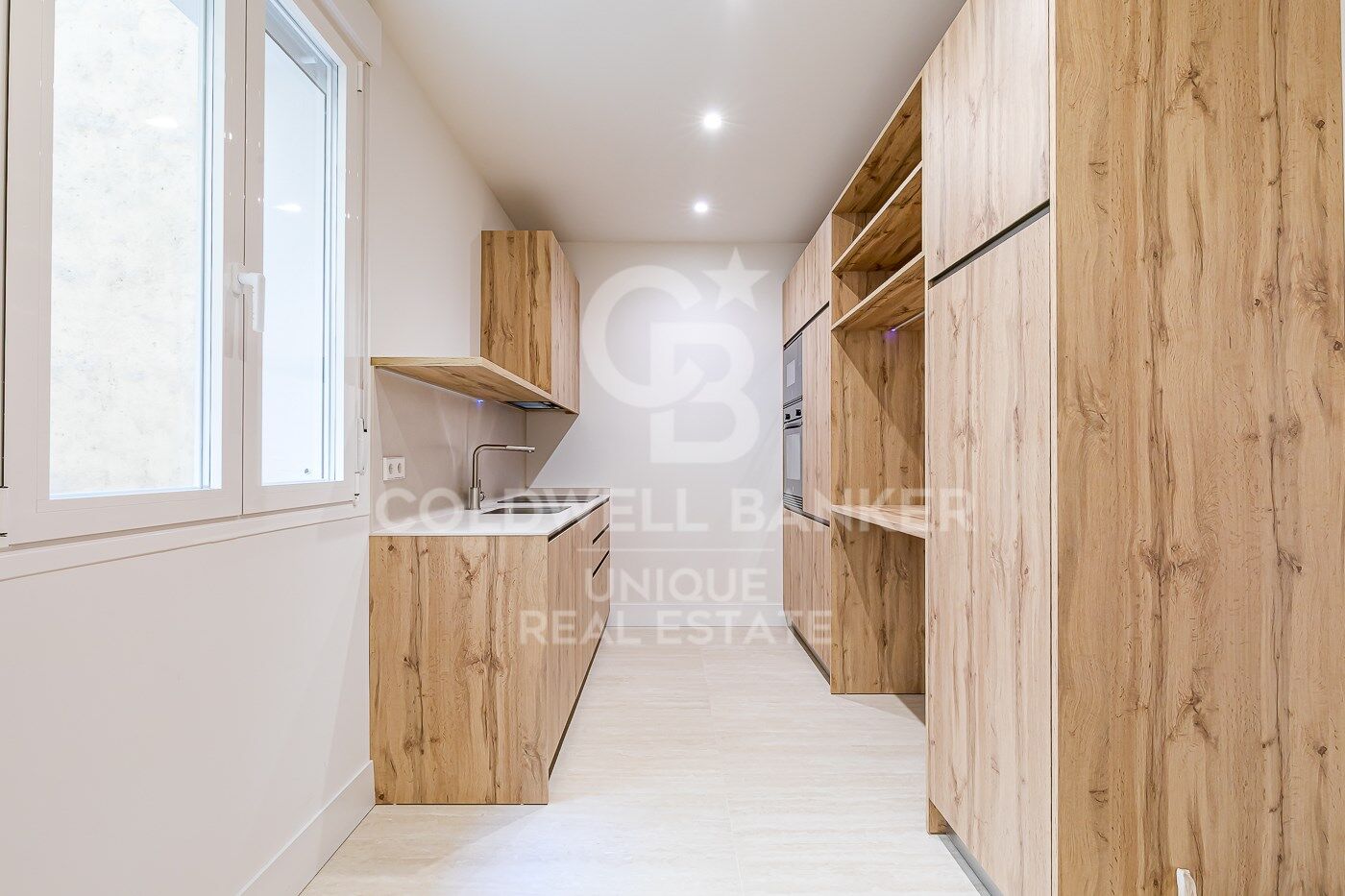 Wohnung in Madrid, Spanien 3 Schlafzimmer, 176 m2 Nr. 179142