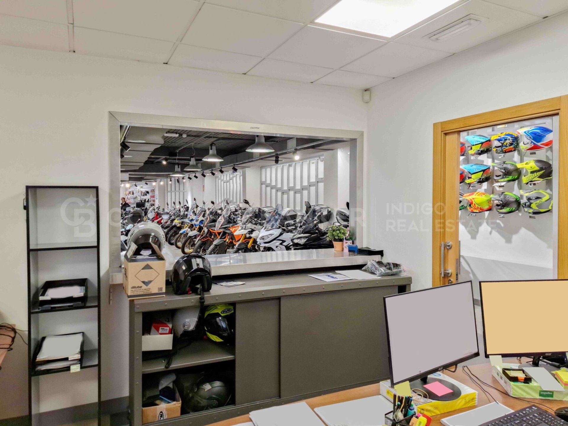 Commercial property à Vigo, Pontevedra, Espagne 792 m2 No. 157511