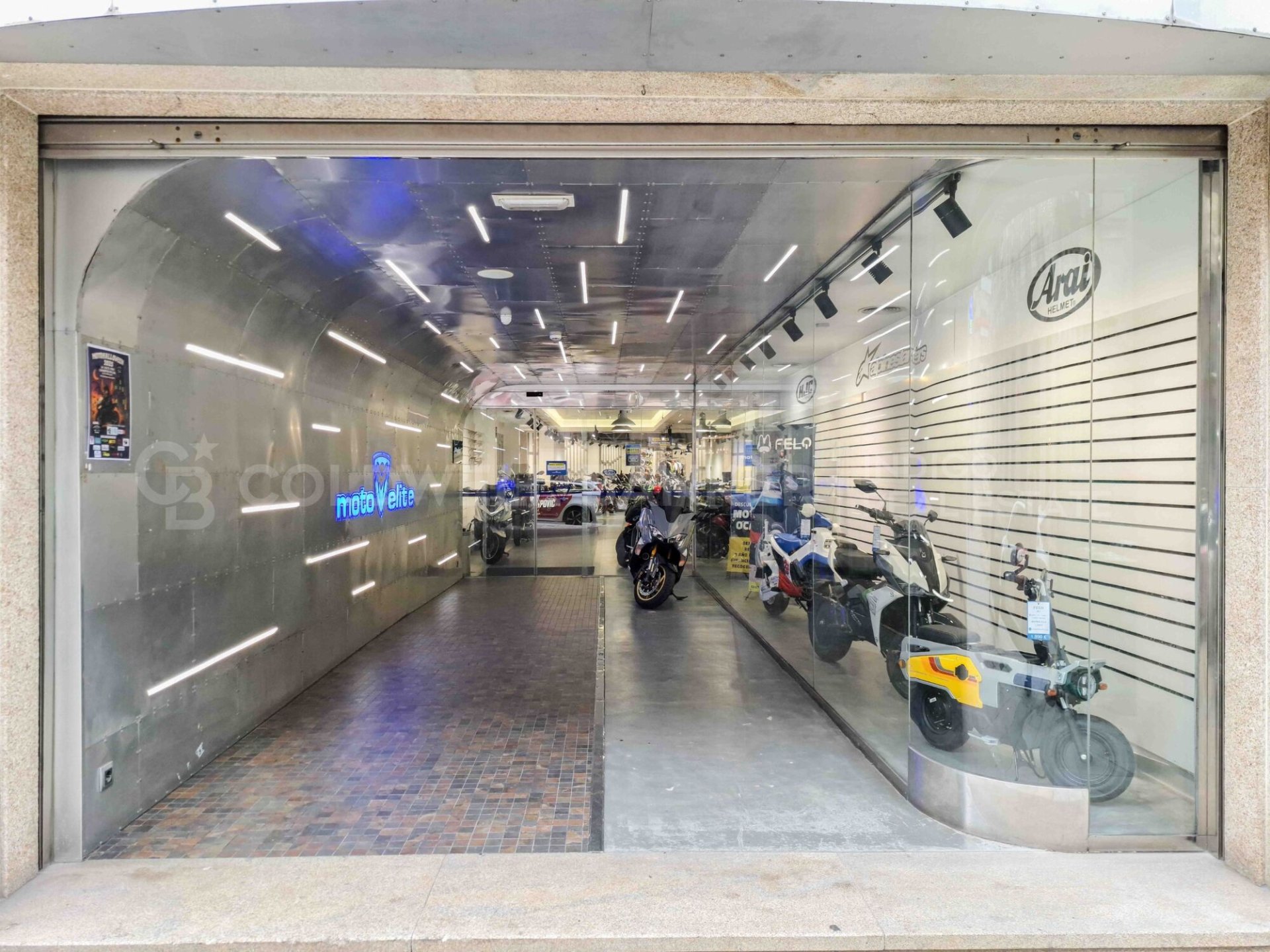 Commercial property à Vigo, Pontevedra, Espagne 792 m2 No. 157511