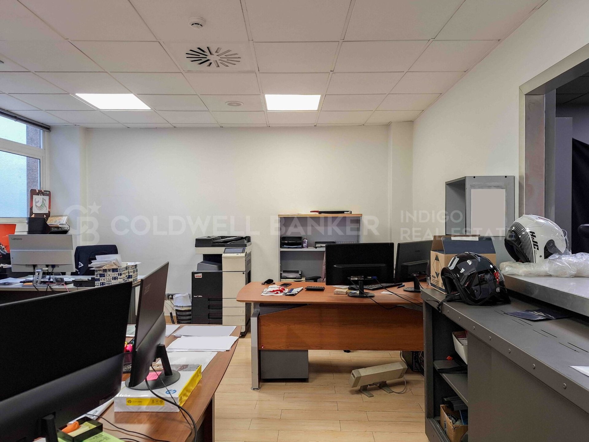 Commercial property à Vigo, Pontevedra, Espagne 792 m2 No. 157511