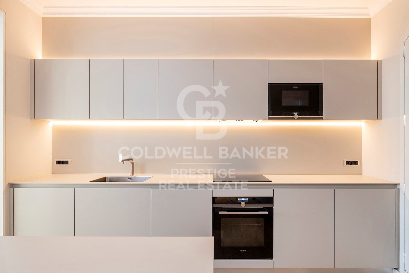 Apartament w Barcelona, Hiszpania 3 sypialnie, 184 mkw. nr 159450