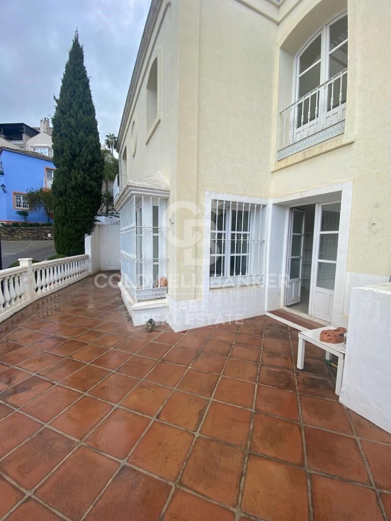 Townhouse in Benahavis, Malaga, Spain 3 bedrooms, 133 sq.m. No. 159444