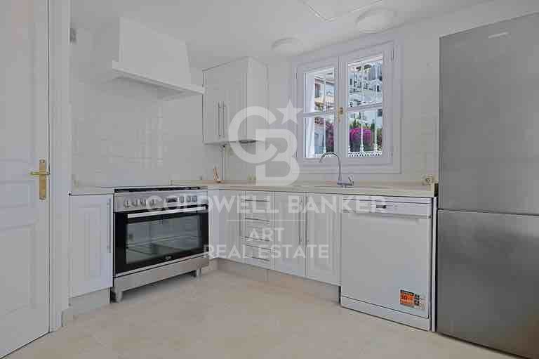 Townhouse in Benahavis, Malaga, Spain 3 bedrooms, 133 sq.m. No. 159444