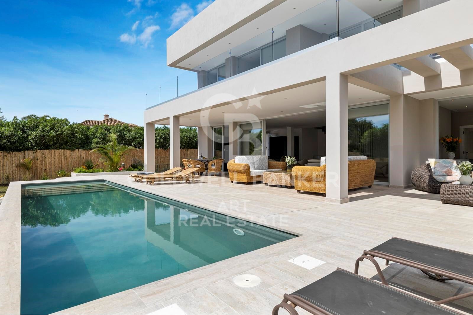 Villa i Marbella, Malaga, Spanien 5 sovrum, 450 kvm. Nr. 159441
