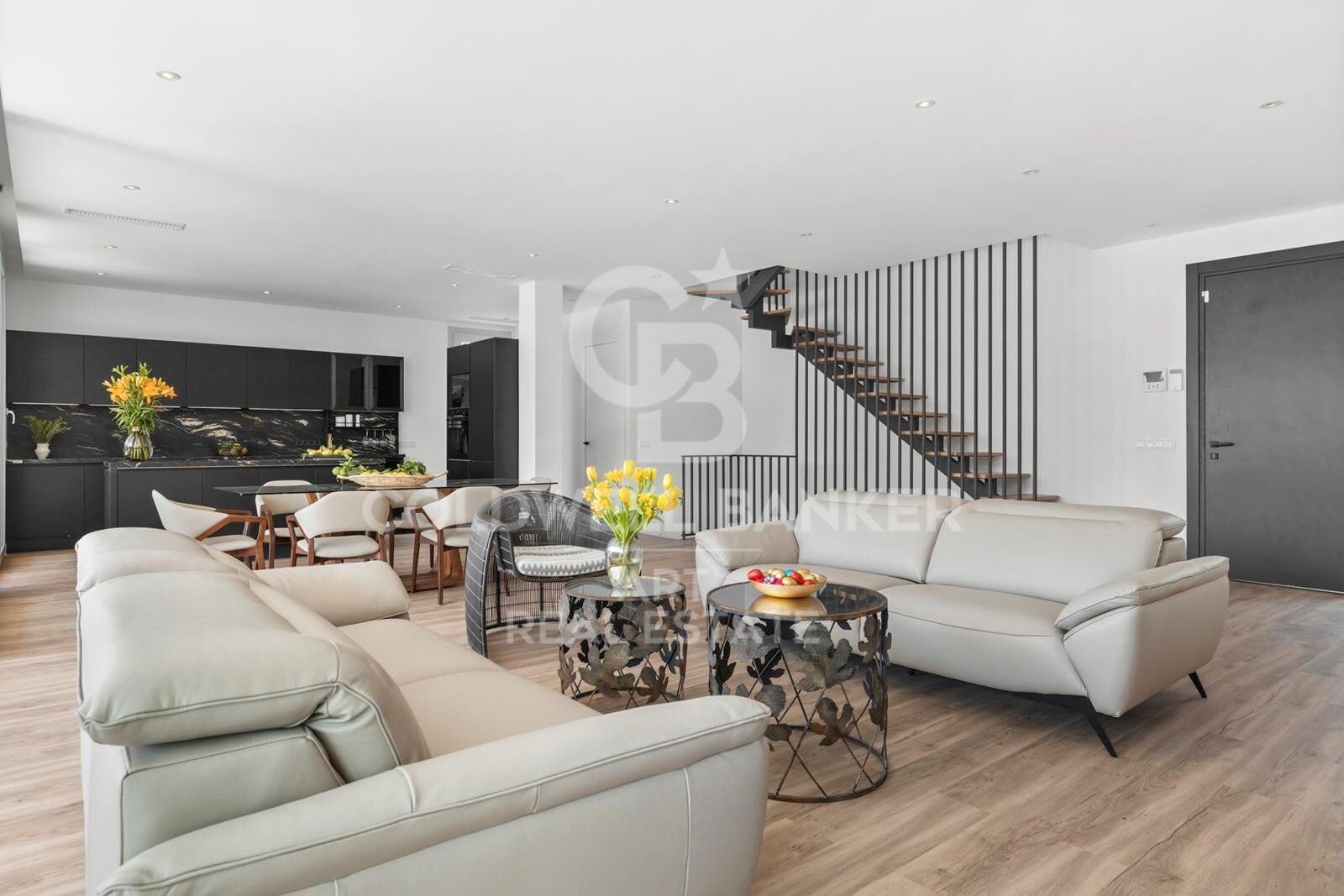Villa i Marbella, Malaga, Spanien 5 sovrum, 450 kvm. Nr. 159441