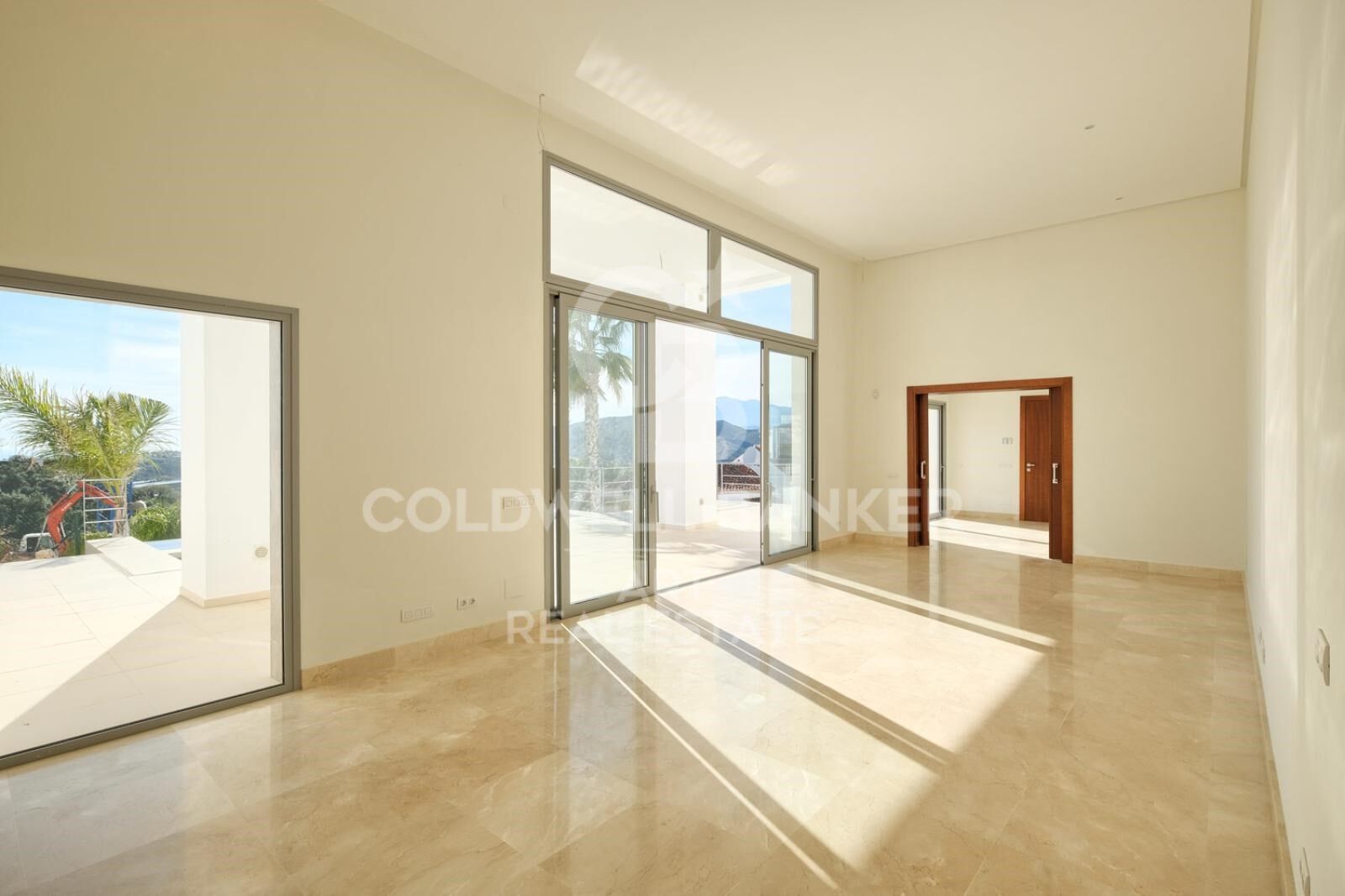 Villa in Benahavis, Malaga, Spain 4 bedrooms, 289 sq.m. No. 159440