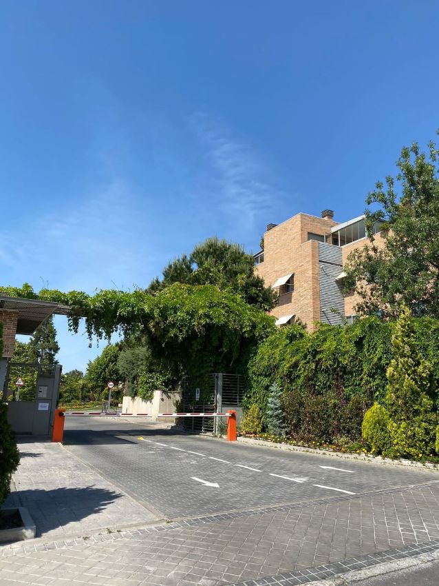 Apartment in Madrid, Spain 2 bedrooms, 121 sq.m. No. 76223