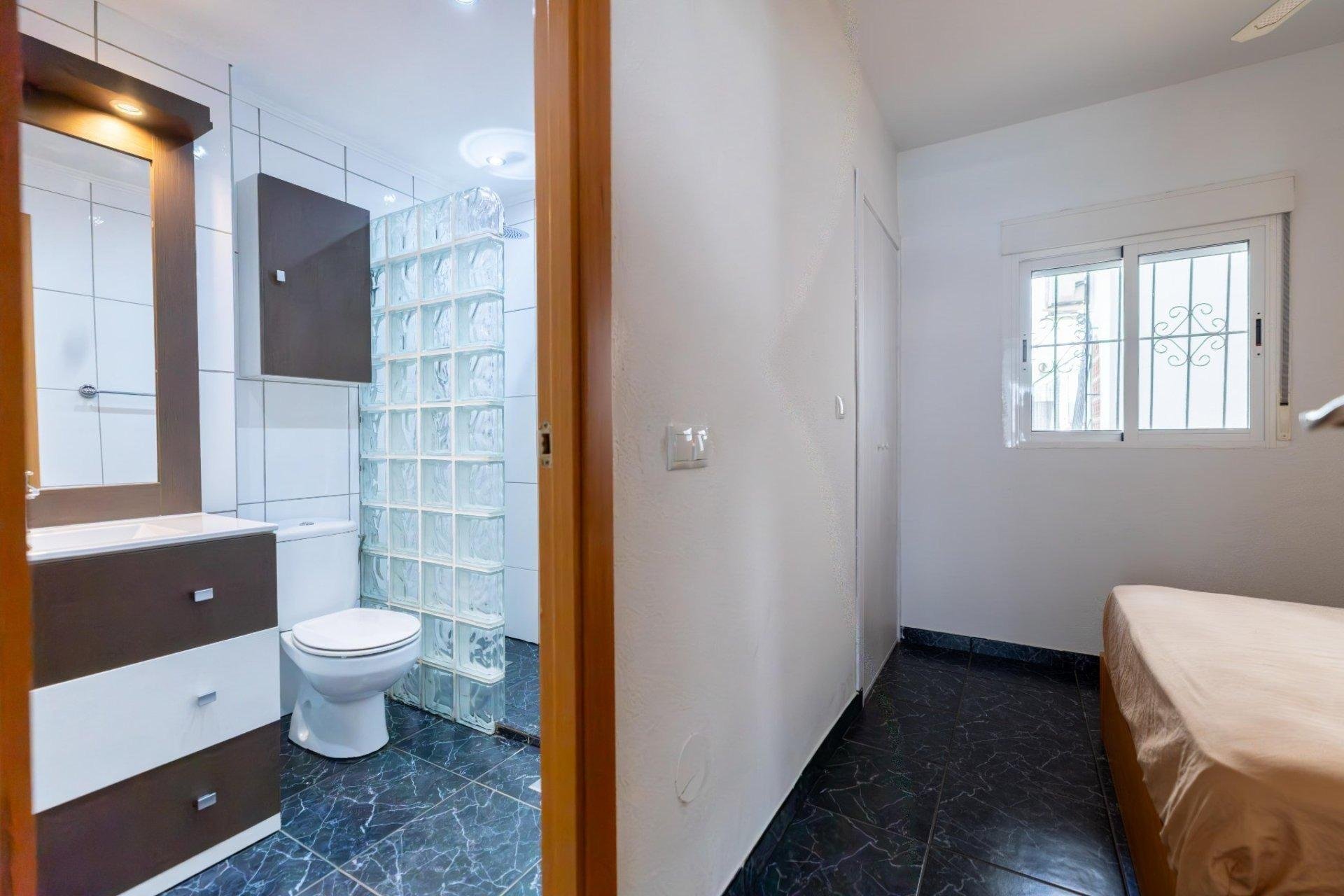 Apartament w Torrevieja, Alicante, Hiszpania 1 sypialnia, 51 mkw. nr 184366
