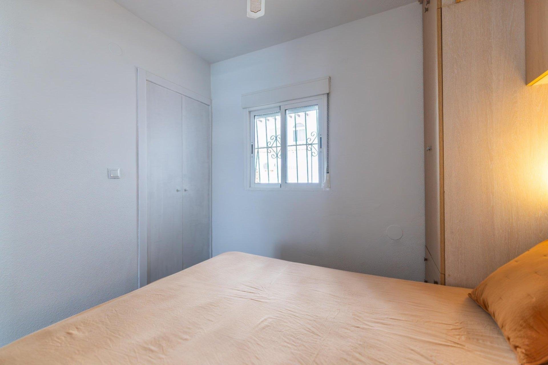 Apartament w Torrevieja, Alicante, Hiszpania 1 sypialnia, 51 mkw. nr 184366