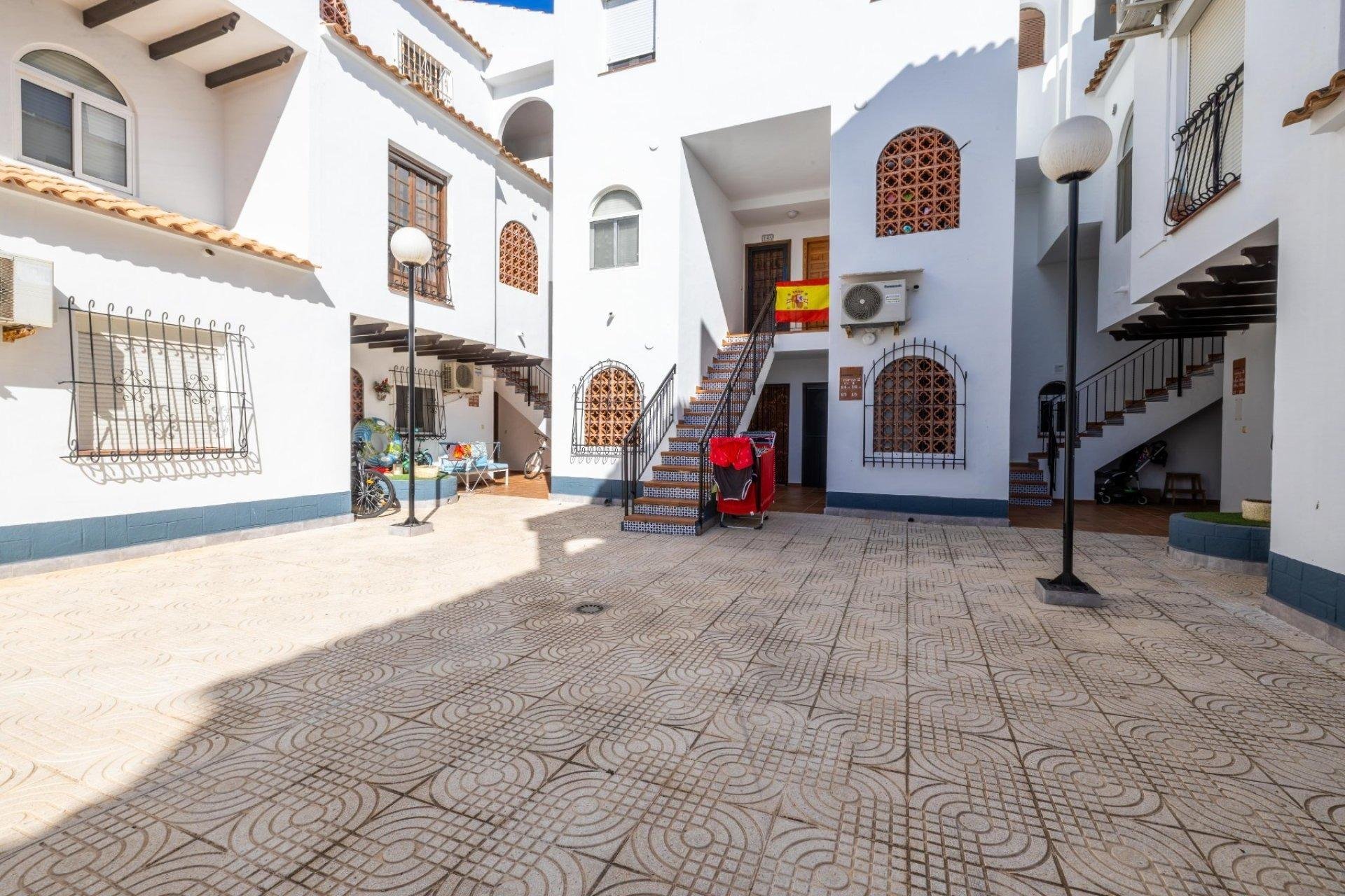 Apartament w Torrevieja, Alicante, Hiszpania 1 sypialnia, 51 mkw. nr 184366
